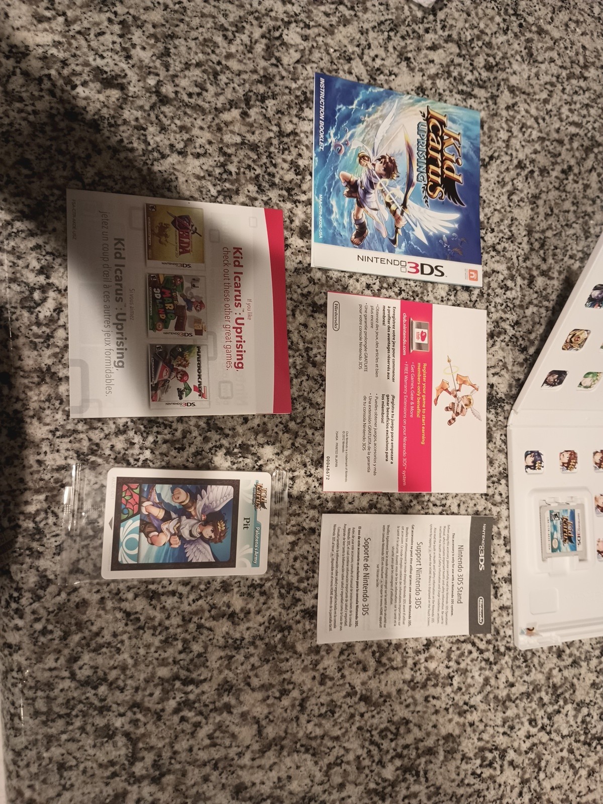 Kid Icarus Uprising nintendo 3DS original case manual Cards