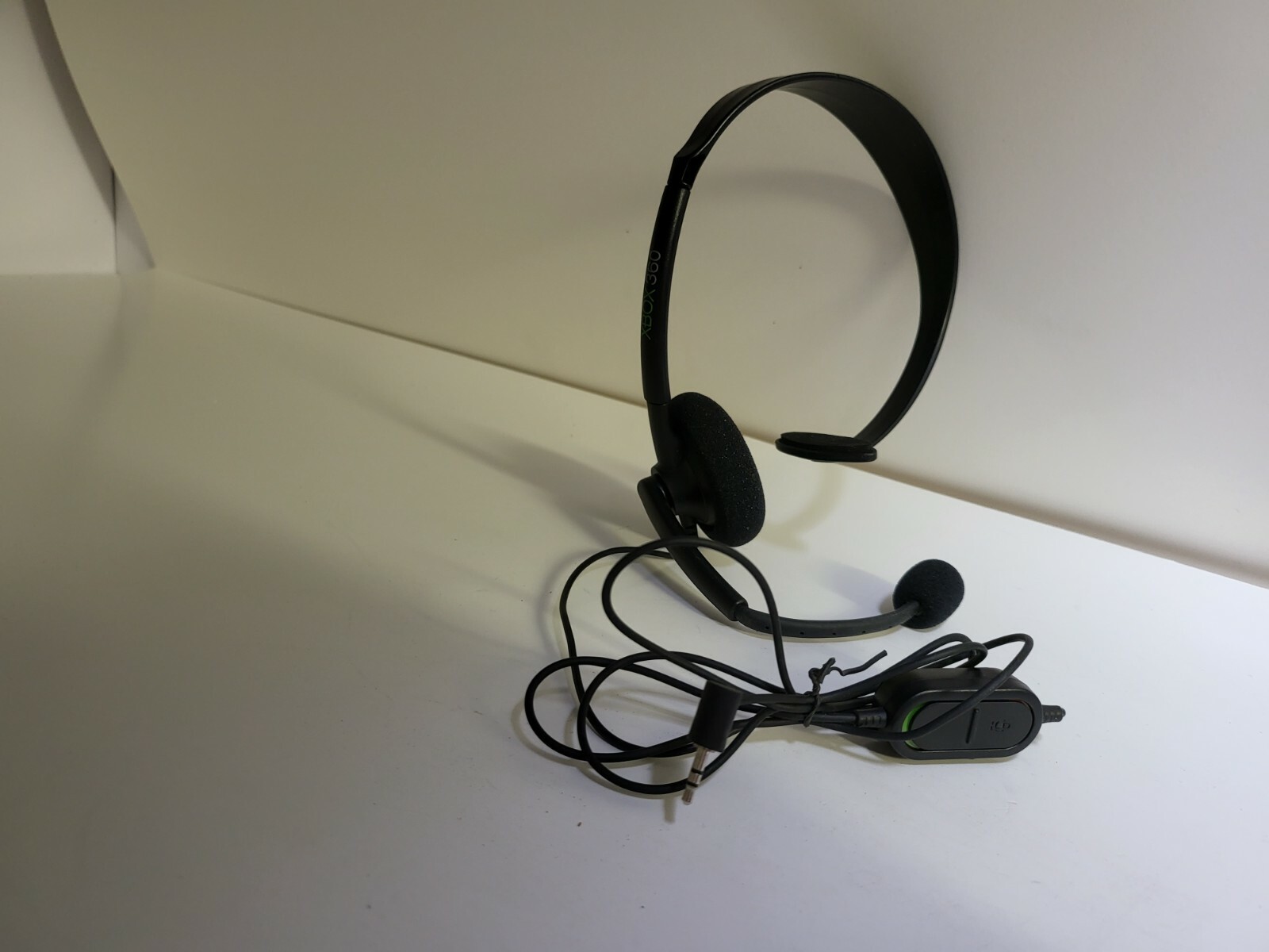 NEW GENUINE OEM MICROSOFT XBOX 360 CHAT HEADSET W/ BOOM MIC VOLUME CONTROL 15F