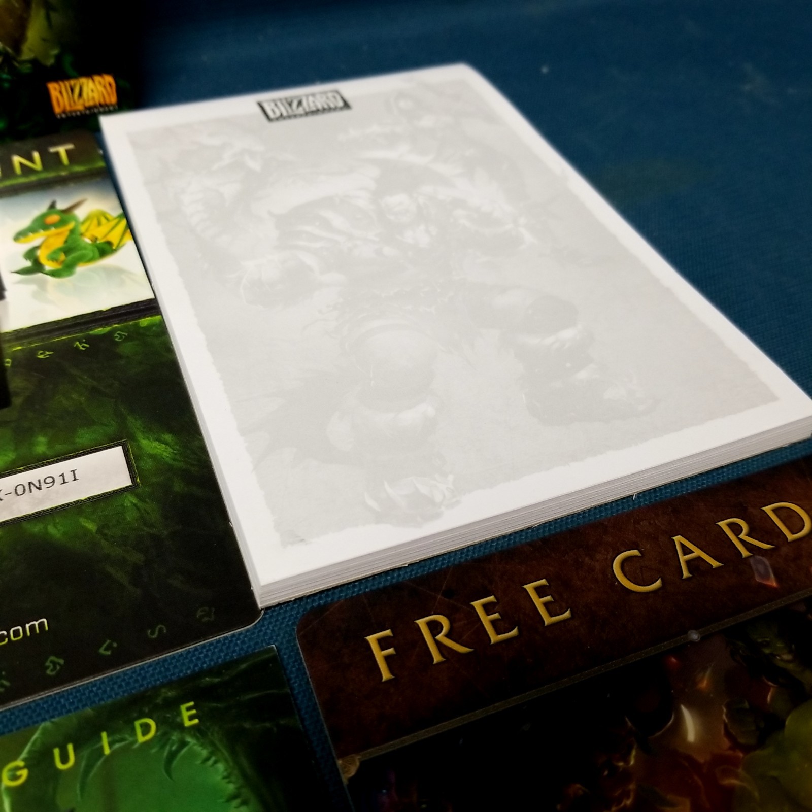World Of Warcraft Legion Expansion Set Disc Cards & Note Pad