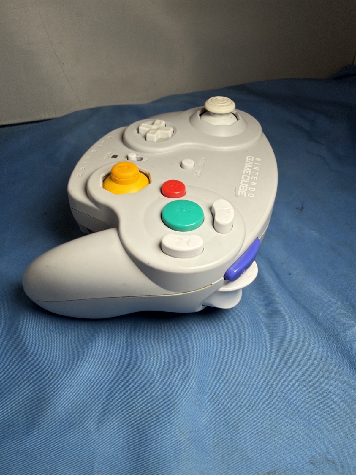 Nintendo WaveBird Wireless GameCube Controller Silver/Gray No Cover or receiver