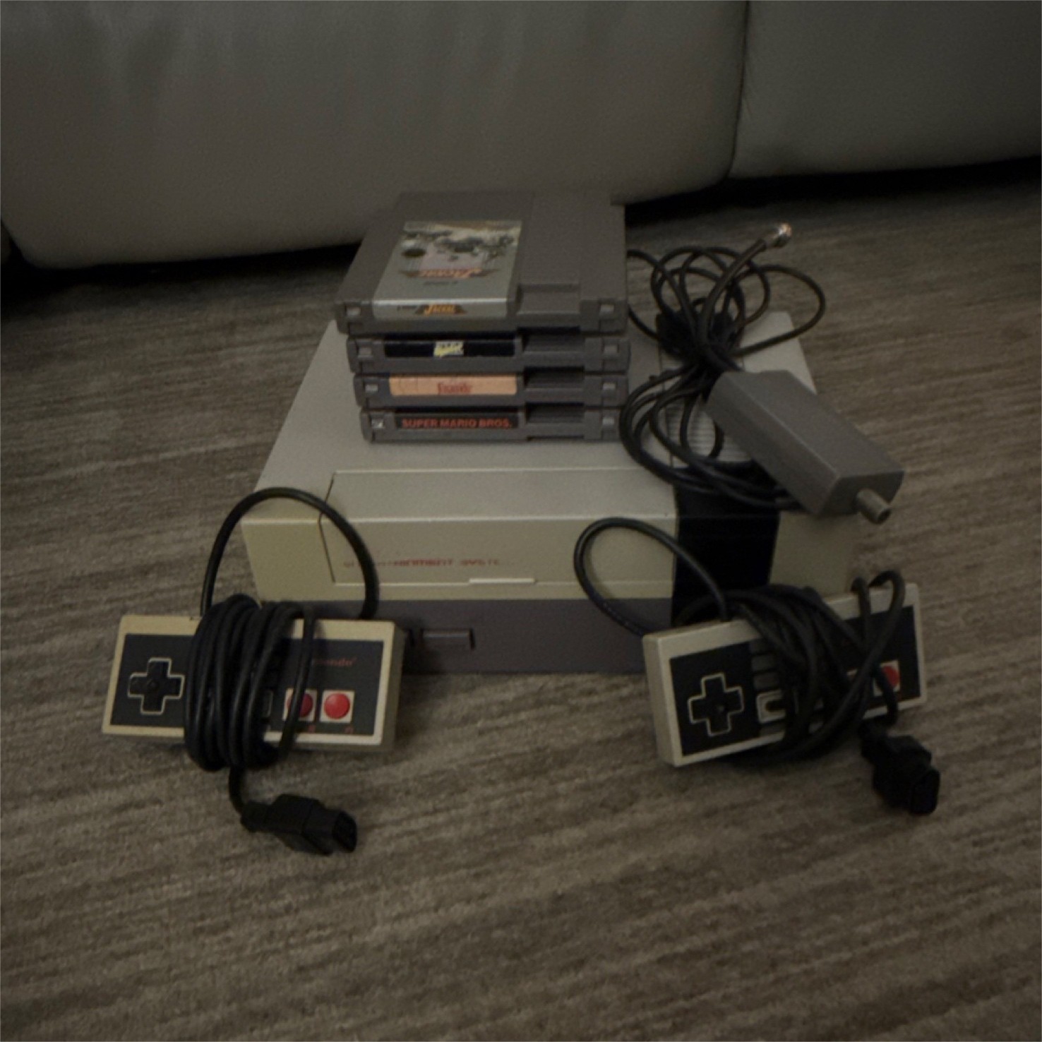 Nintendo NES with 2 Controllers and 4 Games