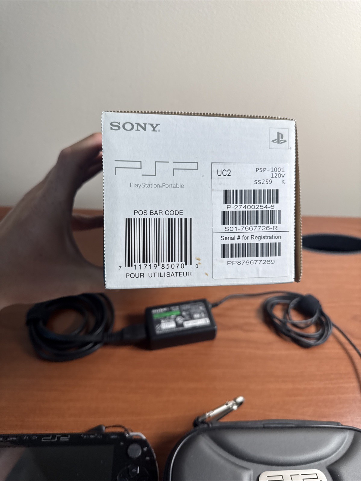 Sony Play Ststion PSP-1001 With Box And Charger And Case No Manual Near Complete