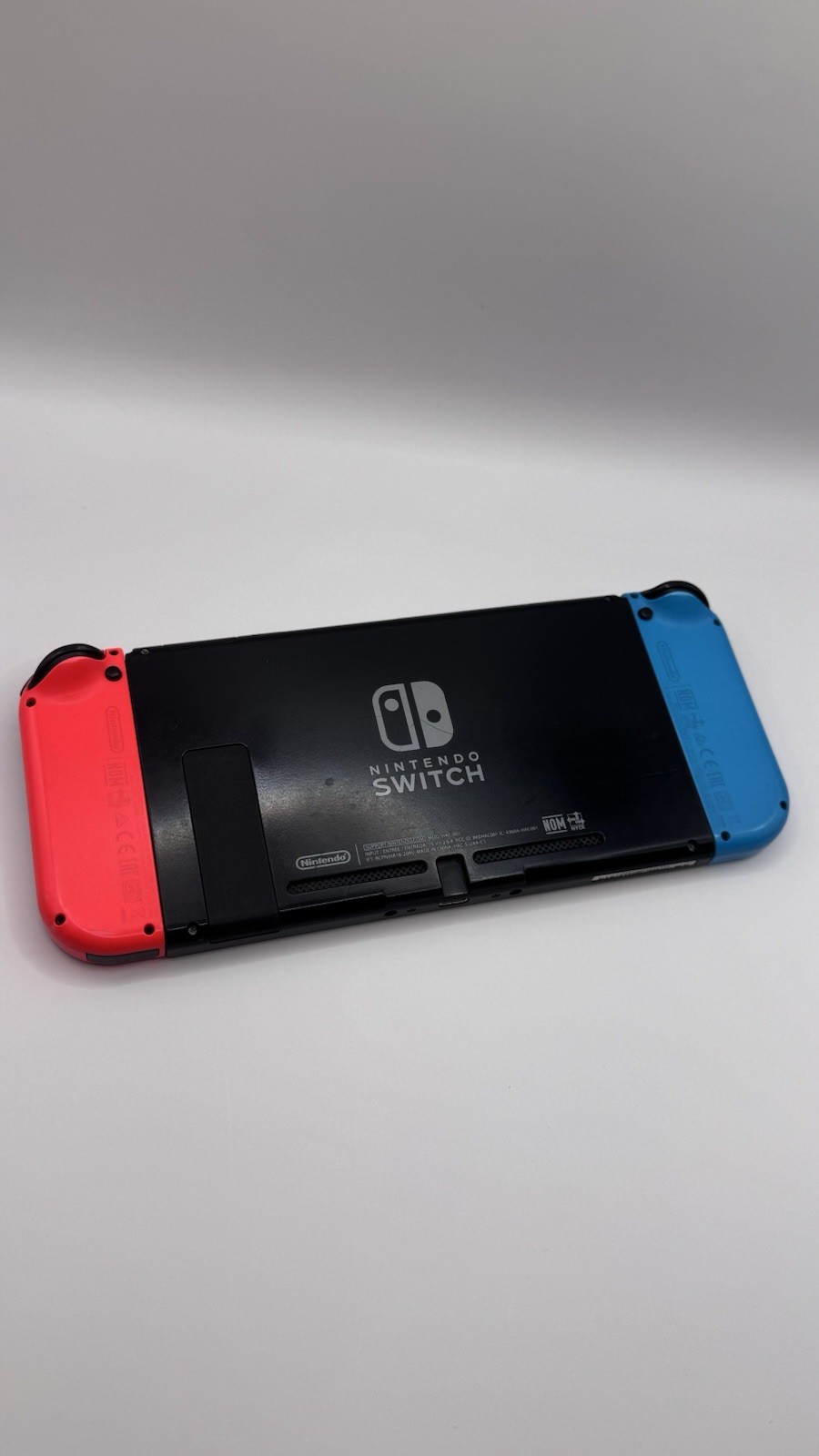 Nintendo Switch Console w/ Joy-Con, 32GB Wi-Fi USB-C 720p Multicolor 2019
