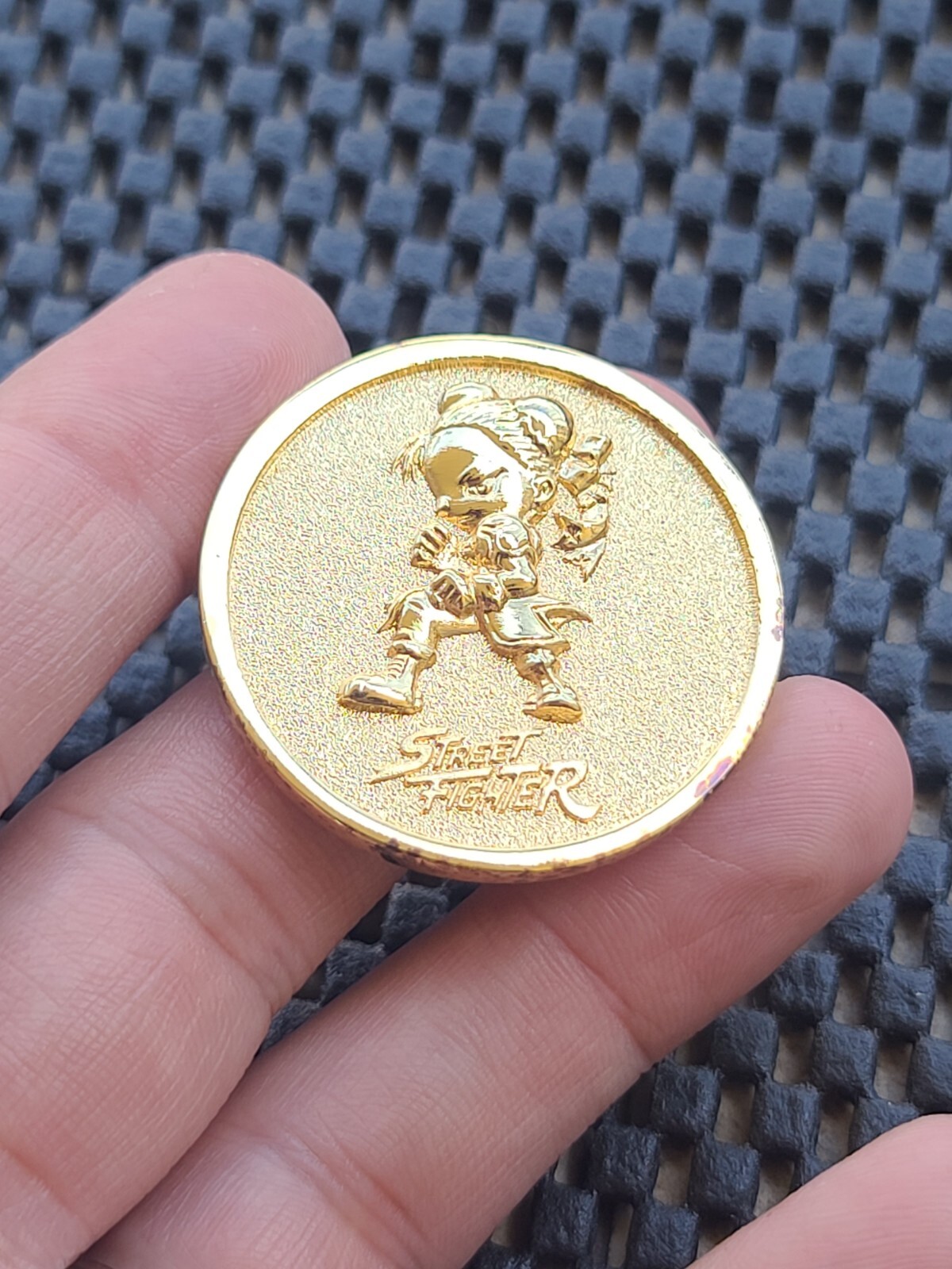 Street Fighter Coin Medal Video Game 10t Anniversary Rare CAPCOM SNES SEGA GBA