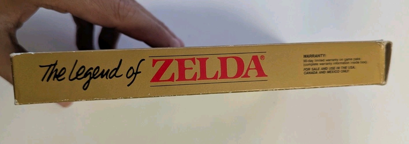 NINTENDO THE LEGEND OF ZELDA IN BOX GOOD NO BOOKLET TESTED.