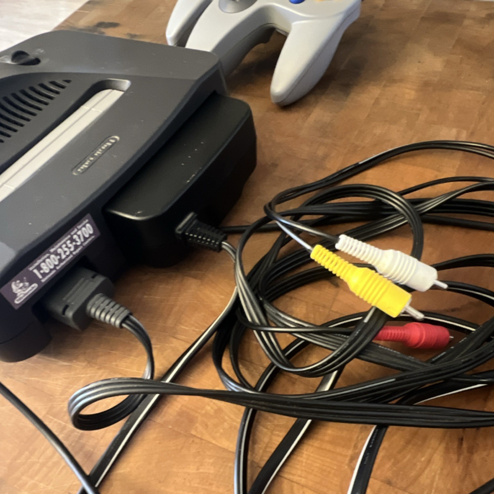 Nintendo 64 NUS-001 Black Console with Cords and Gray Controller