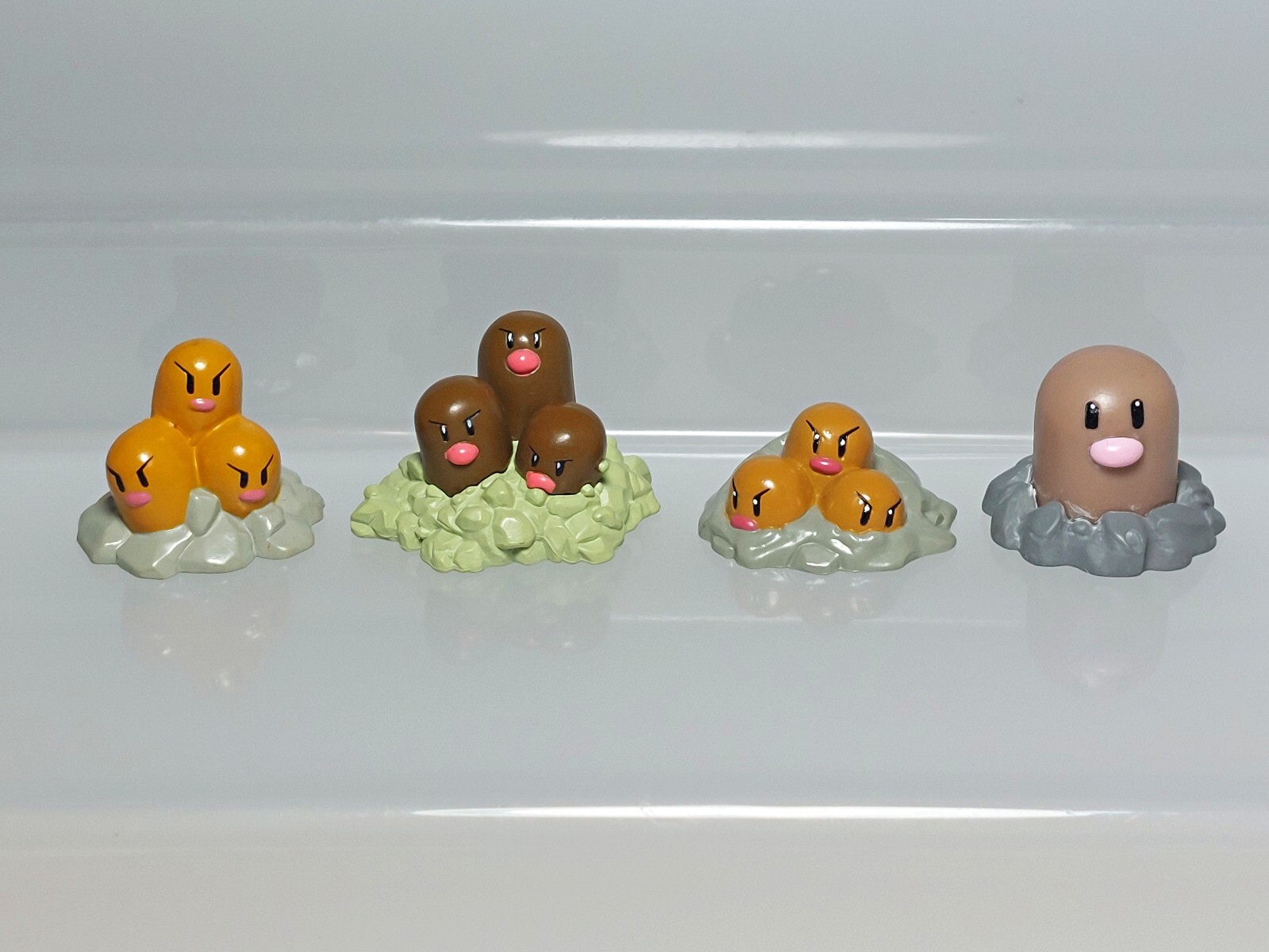 Dugtrio Diglett Pokemon FC Get Collections Figure Bandai T-ARTS 0.5-0.8in