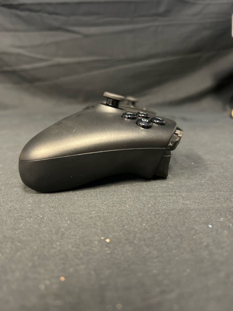 STEELSERIES NIMBUS CLOUD GC09 DUAL MODE CONTROLLER (APPLE & ANDROID) (B26005937)