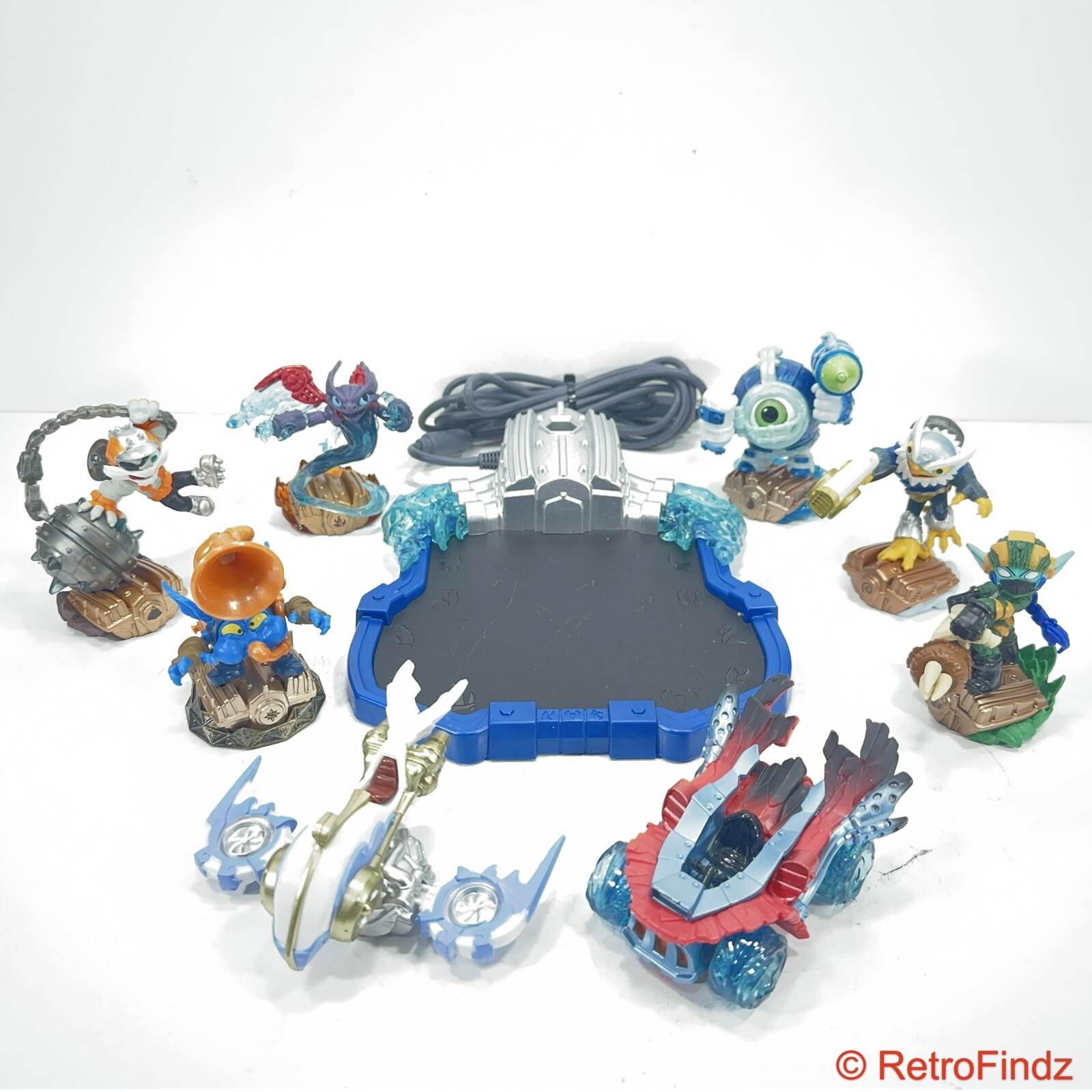 Skylanders Superchargers Characters, Portal, Vehicles & Carrying Case Lot