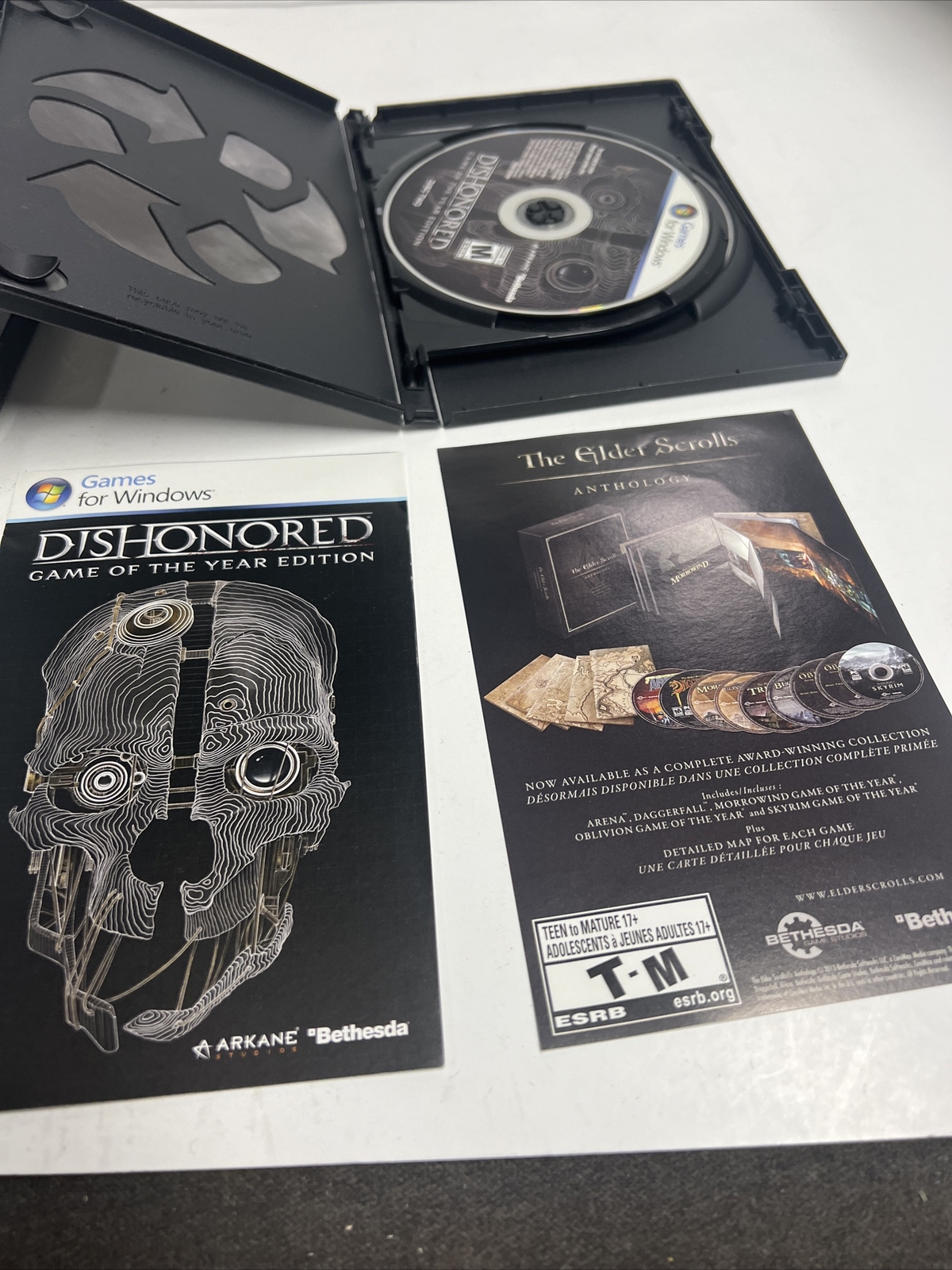 Dishonored Game of the Year Edition PC Windows CIB w/POSTER + Inserts