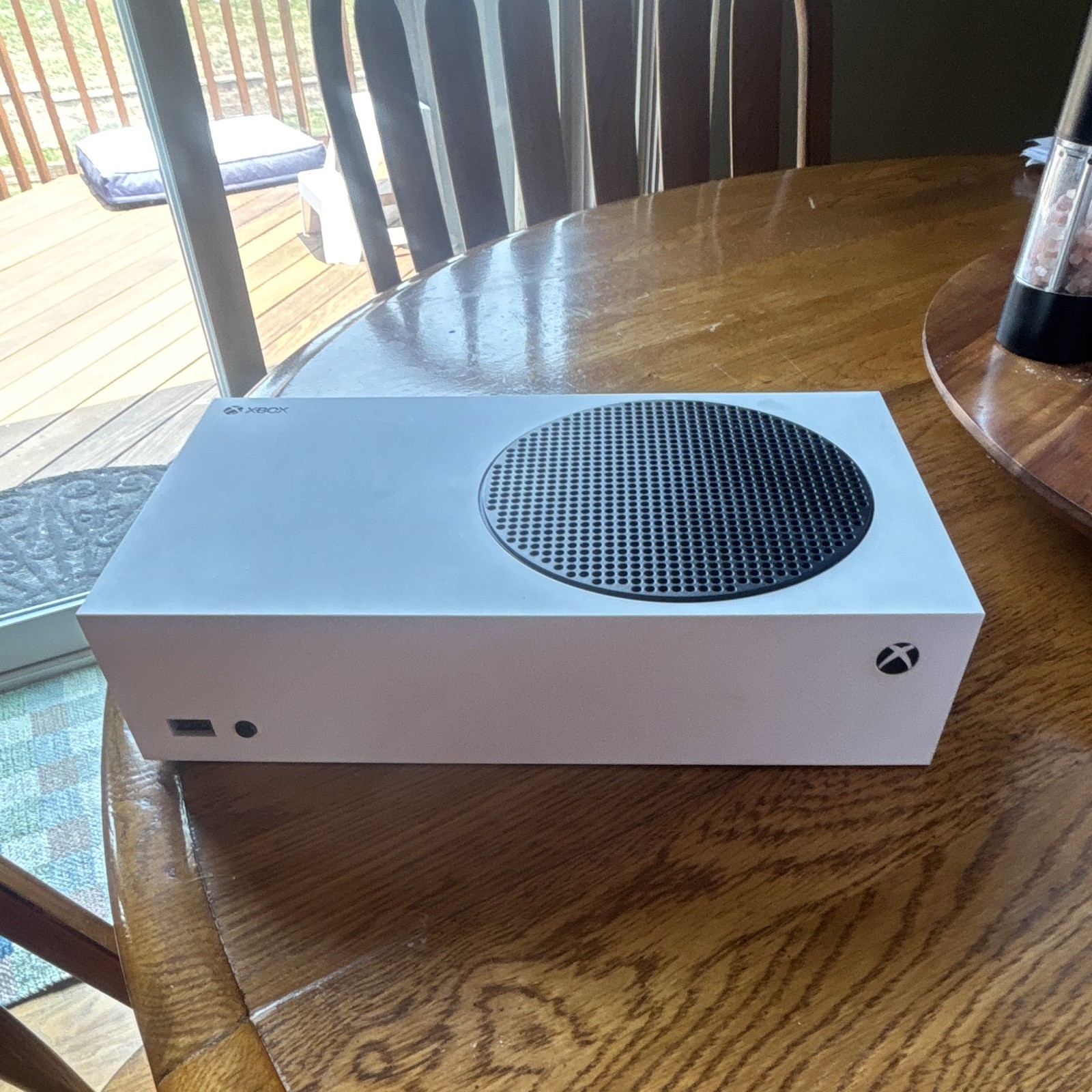 Microsoft Xbox Series S 512GB White Home Console 4K UHD Wi-Fi HDMI