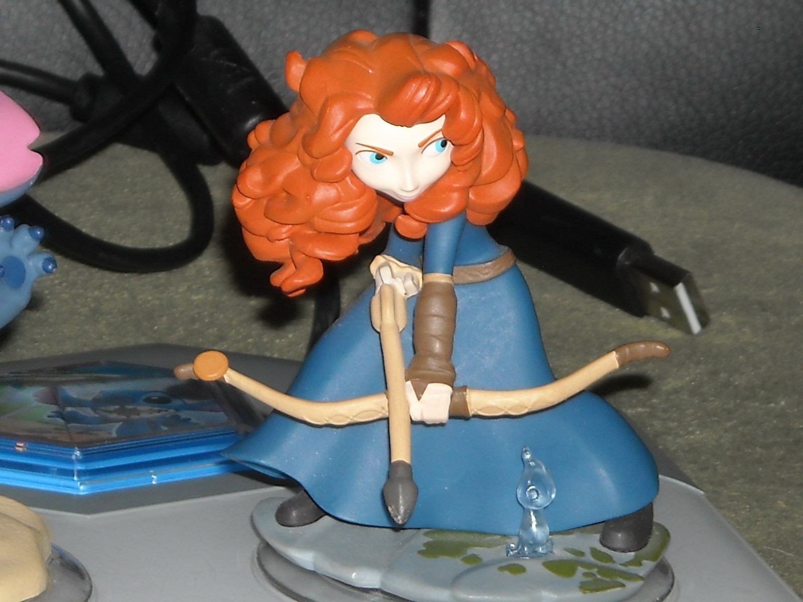 Disney infinity 4 Xbox 360 portal & Marvel Thor Merida Pixar Stitch + power disc