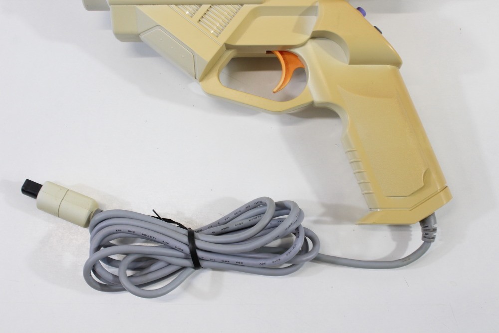 SEGA Dreamcast Light Gun Controller HKT-7800 OEM US Seller Discolor Cos.Damage