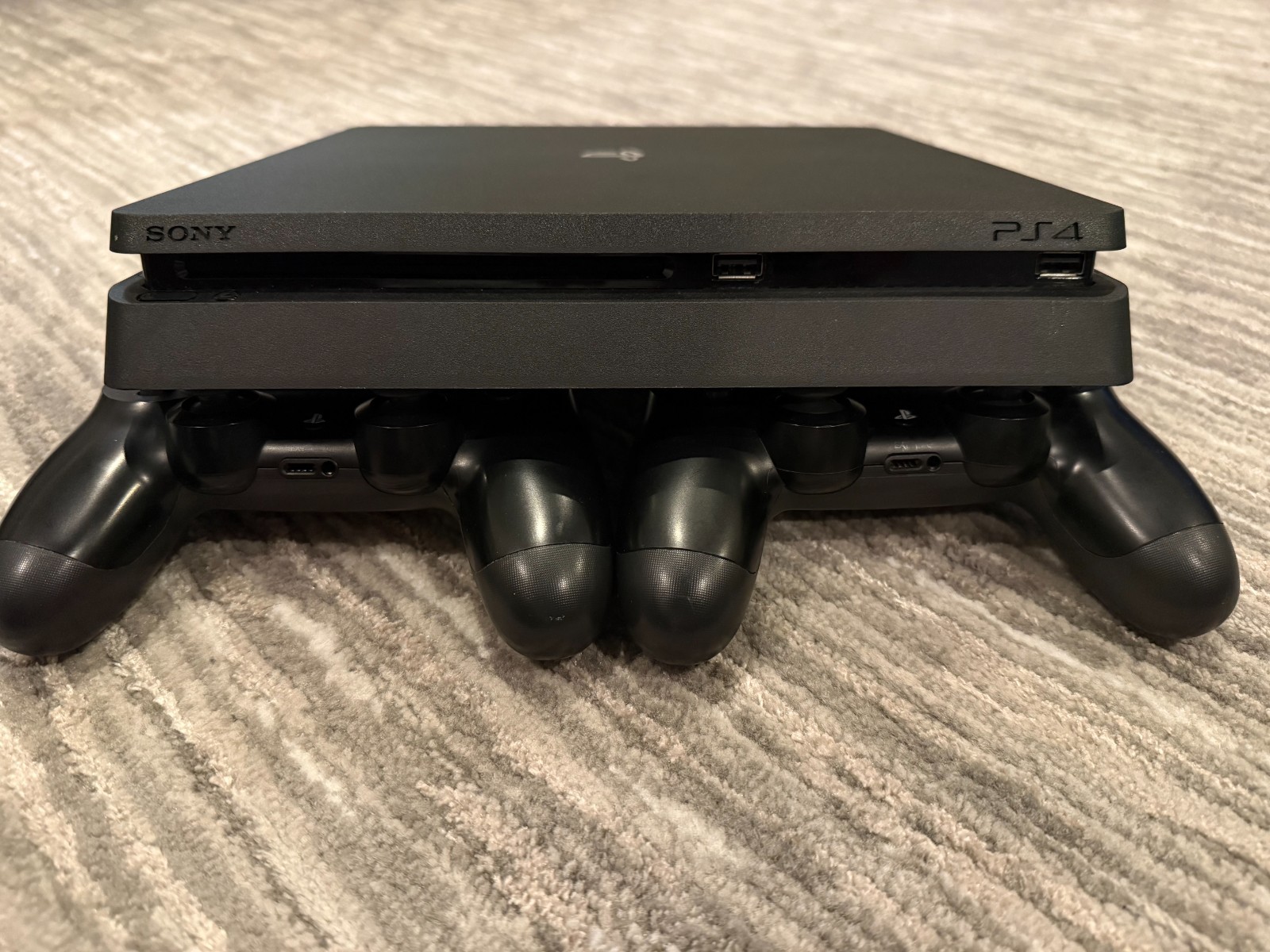 PlayStation 4 500GB + Cords + 6 Games + 3 Controllers. TESTED & WORKING