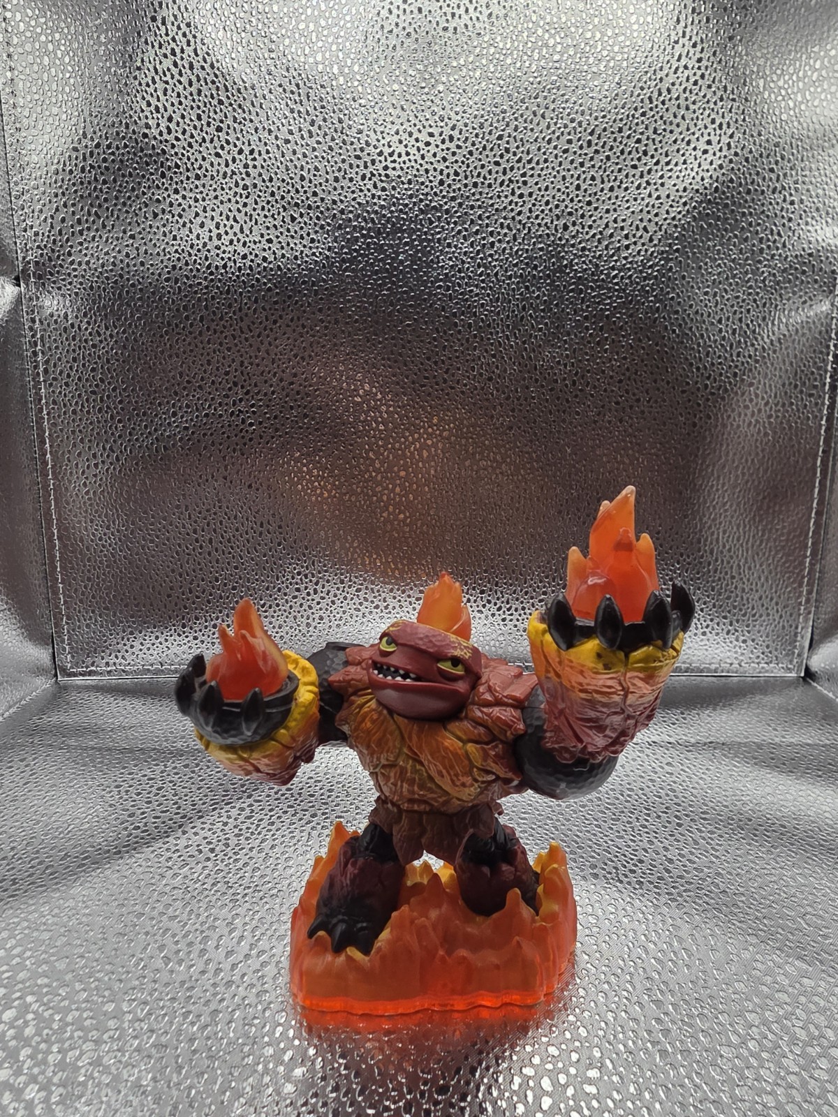 Skylanders Giants Character Figures Swarm Hot Head Ninjini Tree Rex + 1 Figure