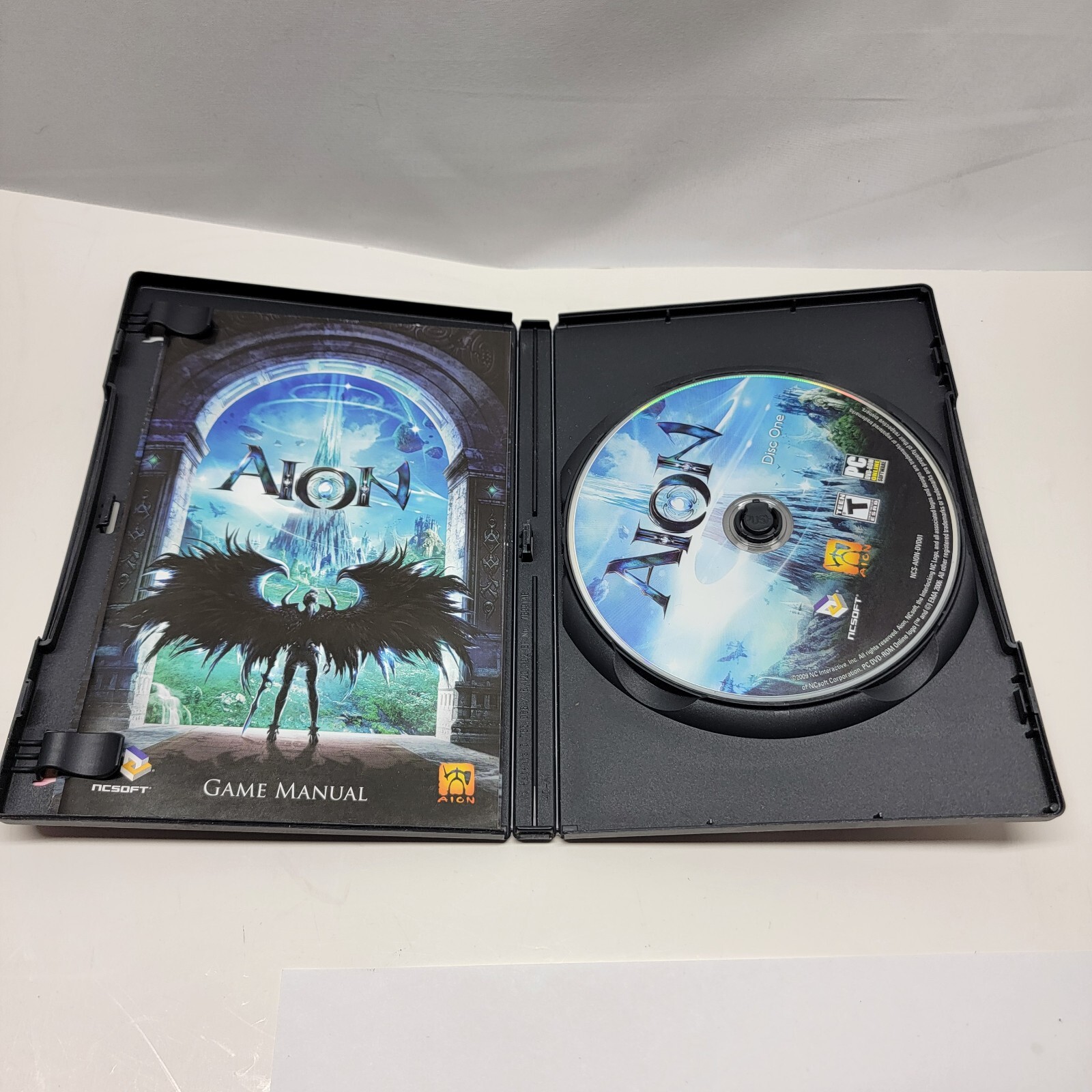Aion (PC, 2009) CIB with Reference Card and Manual