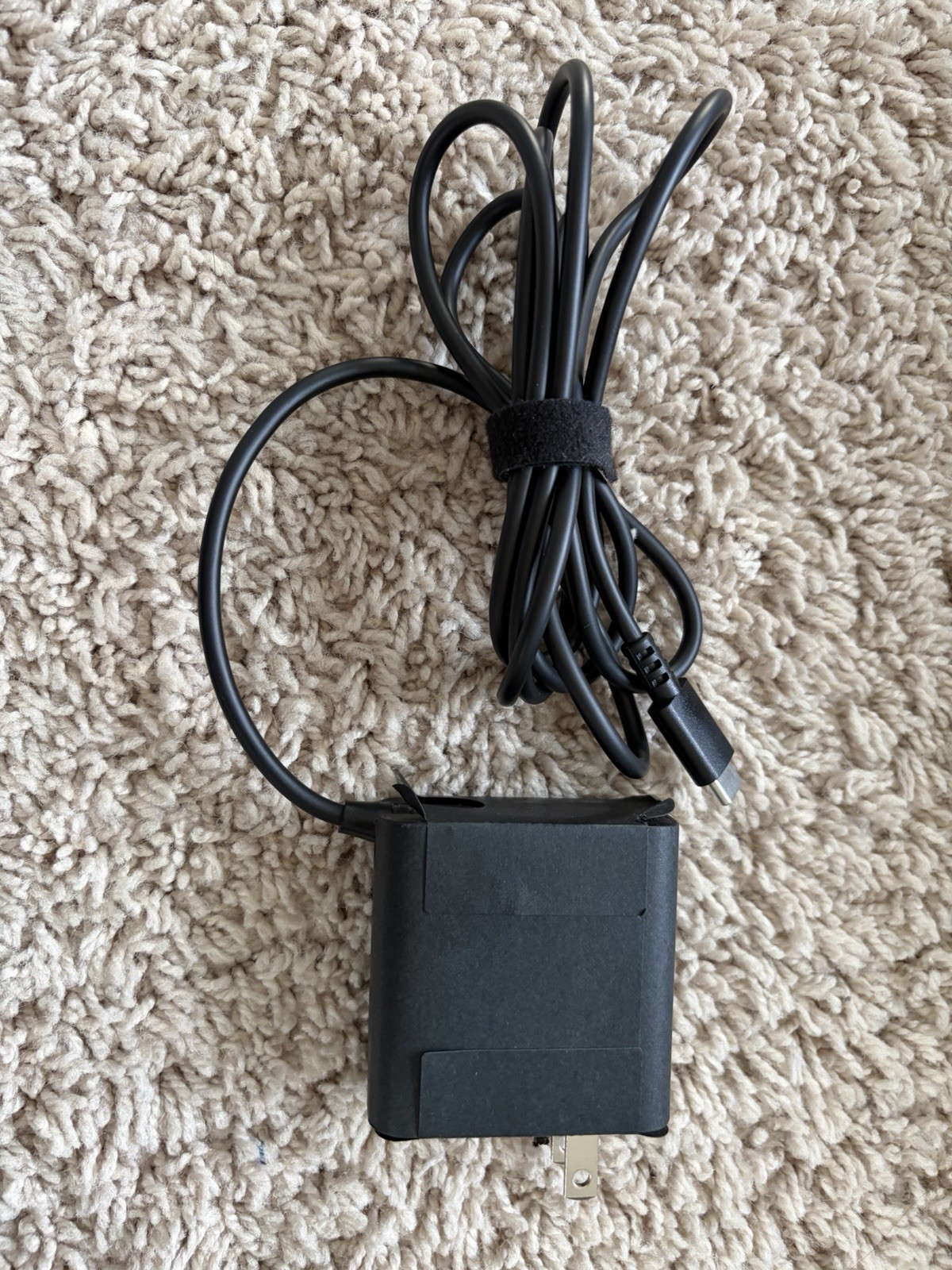 Legion Go 2 with AMD Ryzen Z2, 32 GB RAM, 1TB HD, OLED (In Hand) MINT