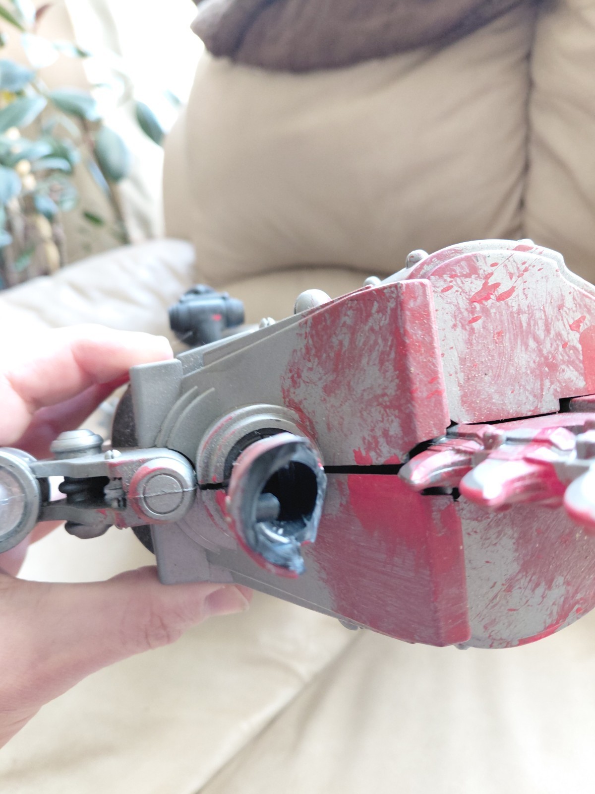 NECA Gears Of War Lancer Replica 2008 – Bloody Lancer – 36″ Full Size Prop
