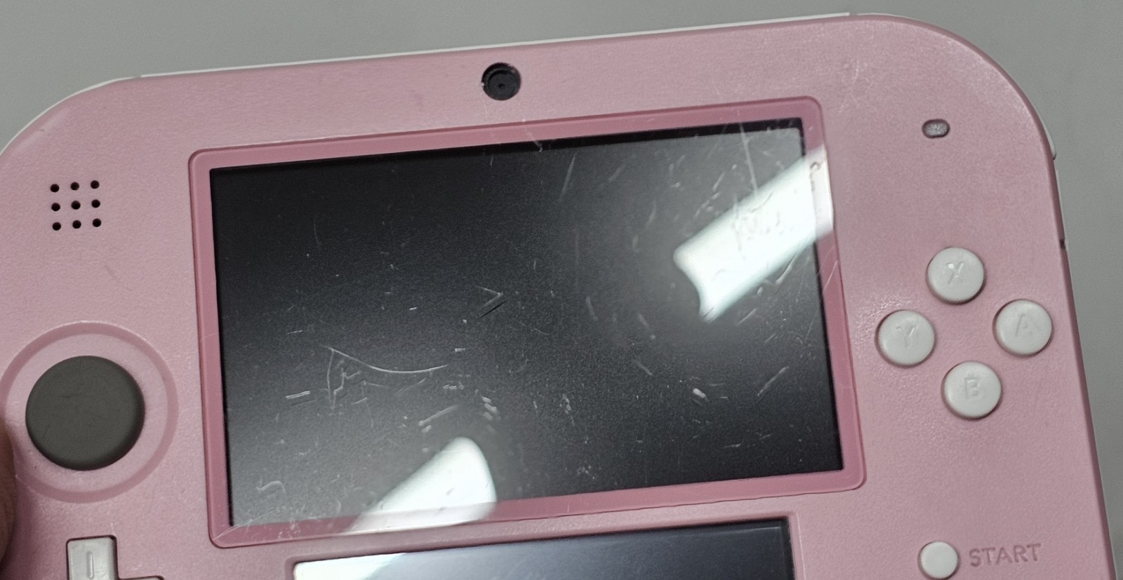 Nintendo 2DS Pink Handheld Console System PAL 4GB Wi-Fi 480p