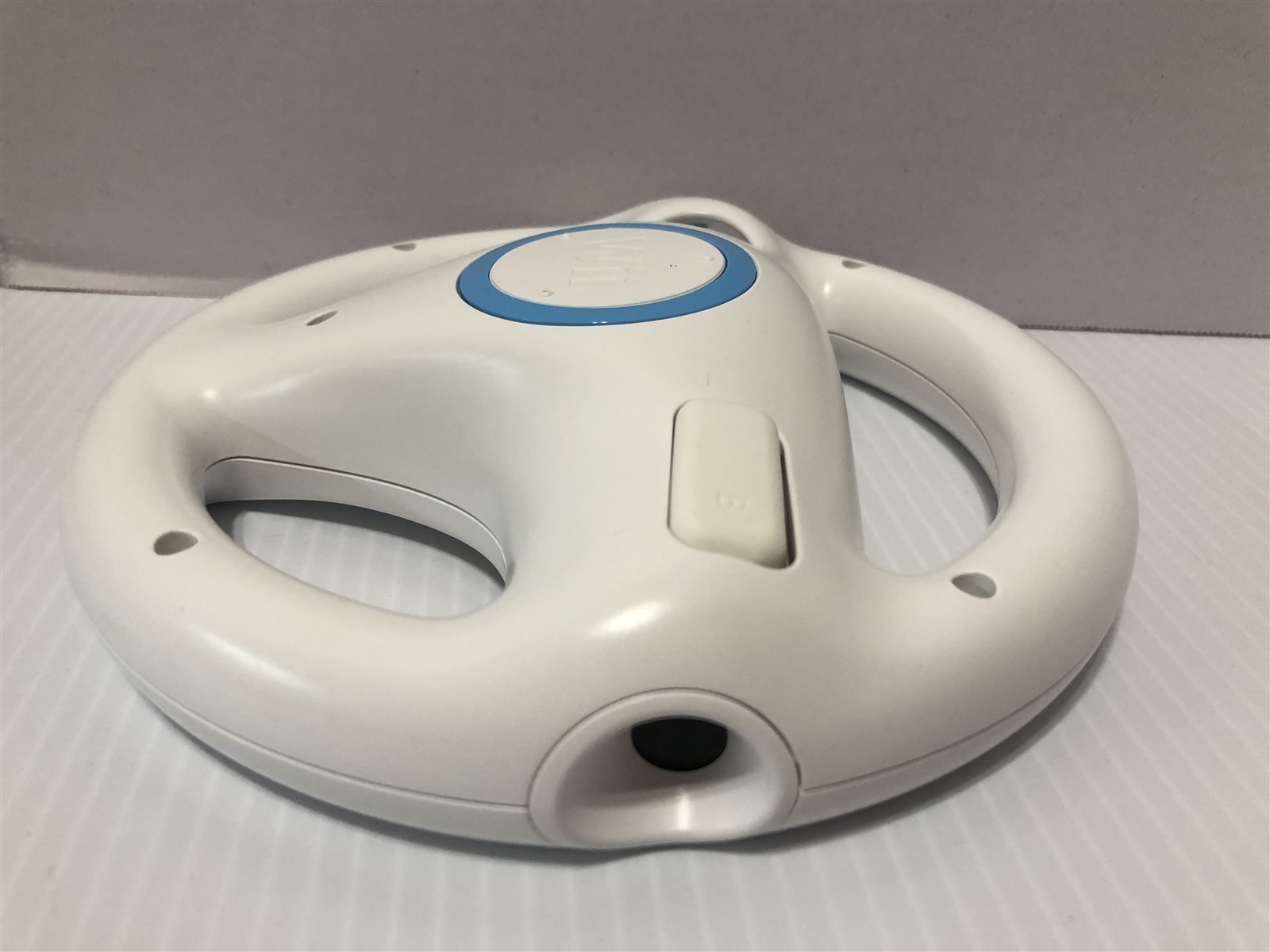 2x Genuine OEM Mario Kart Racing Steering Wheel – Nintendo Wii – Game Controller