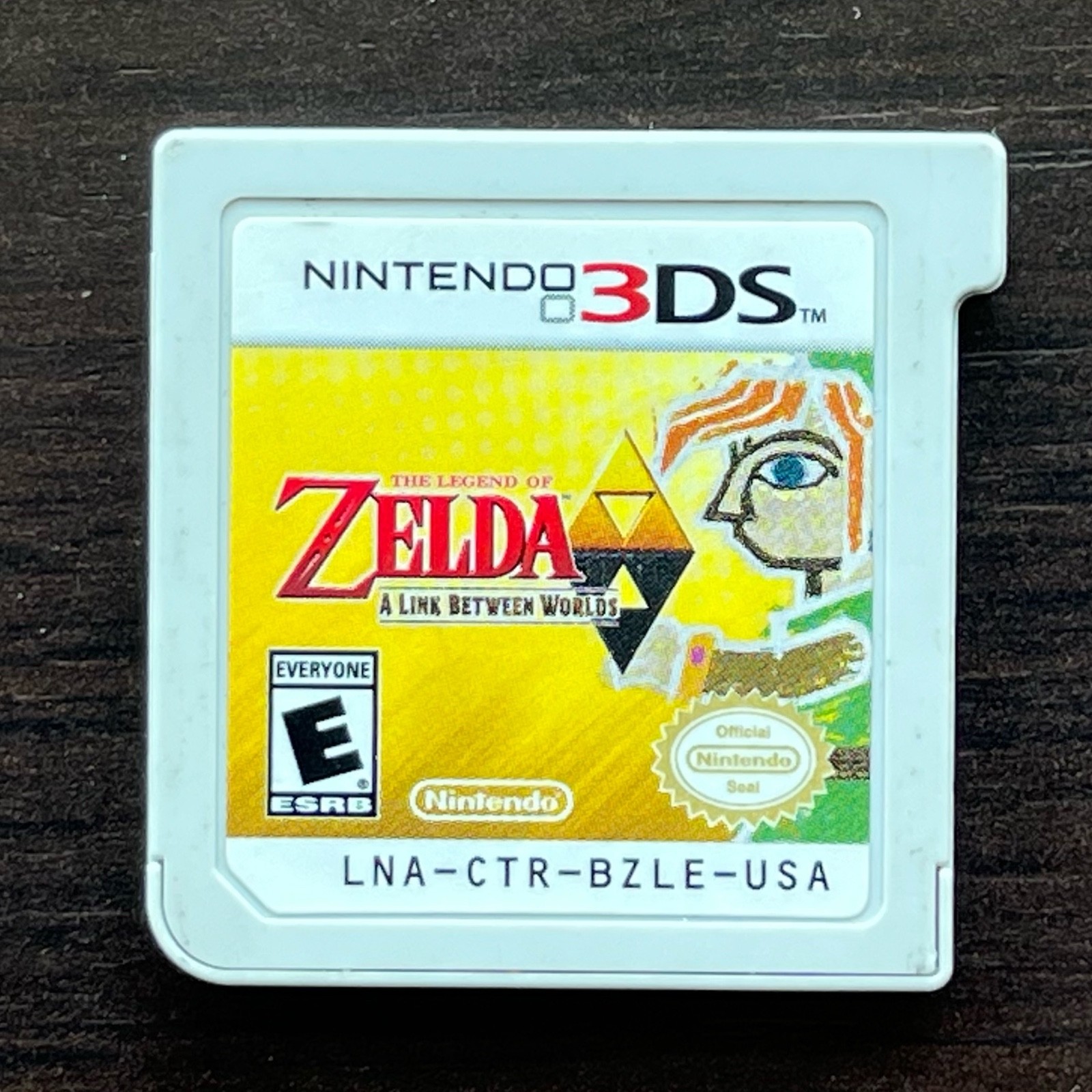 Nintendo New 3DS XL, includes Zelda Link Between Worlds, Some Flaws Scratches