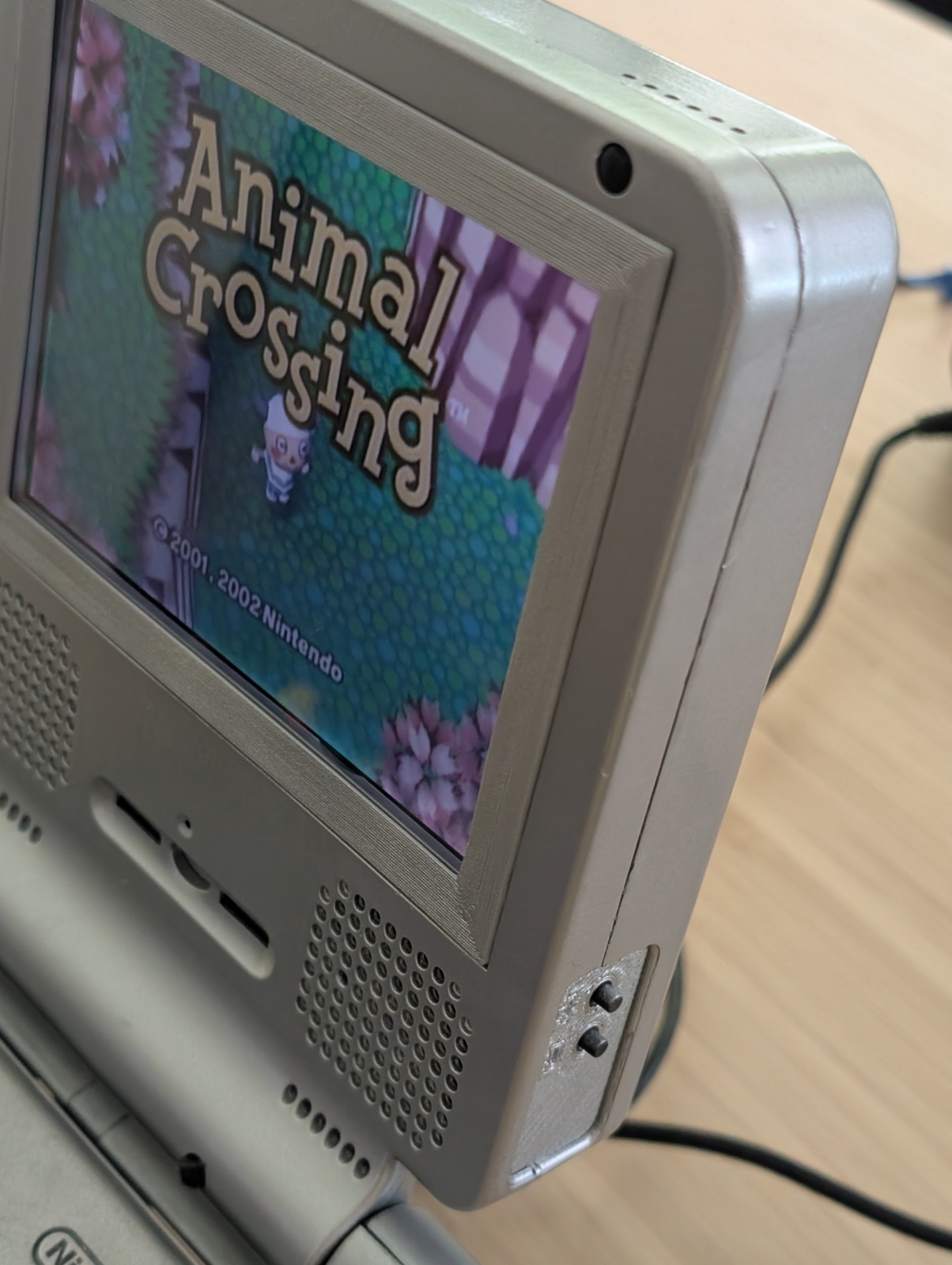 GameCube Intec Screen Silver – New Screen – 640×480 – Totally Remade