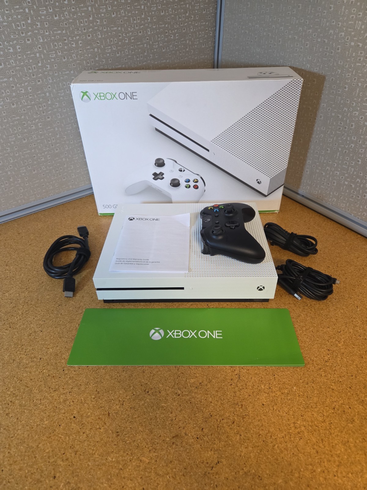 Microsoft Xbox One 500GB White Console In Og. Box w/ HDMI, Pwr Cord, Controller