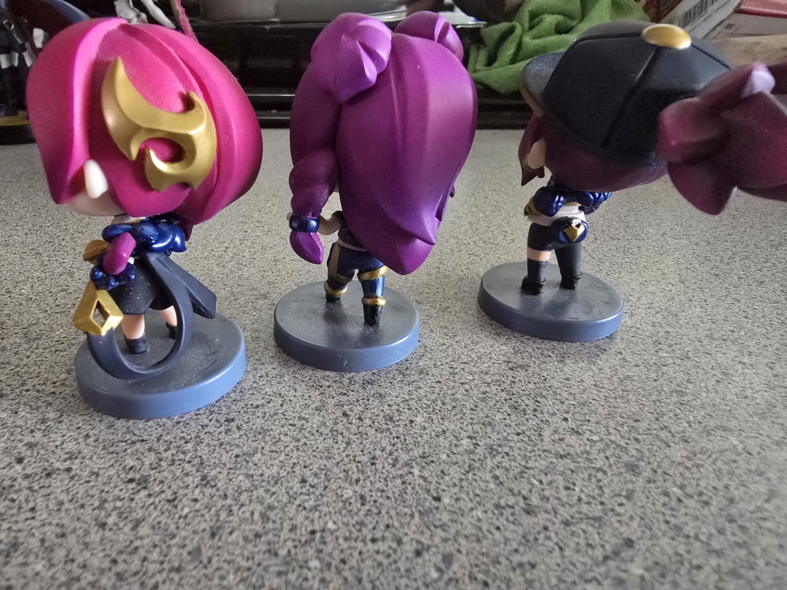 LEAGUE OF LEGENDS LOL AUTHENTIC TEAM MINIS FIGURE Akali And More Bundle