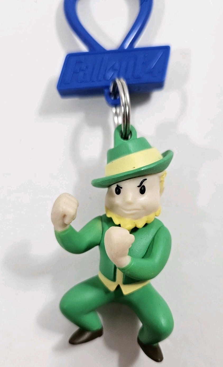 Fallout 4 Vault Boy Irish LUCK 2.5″ Backpack Hanger Clip 2016
