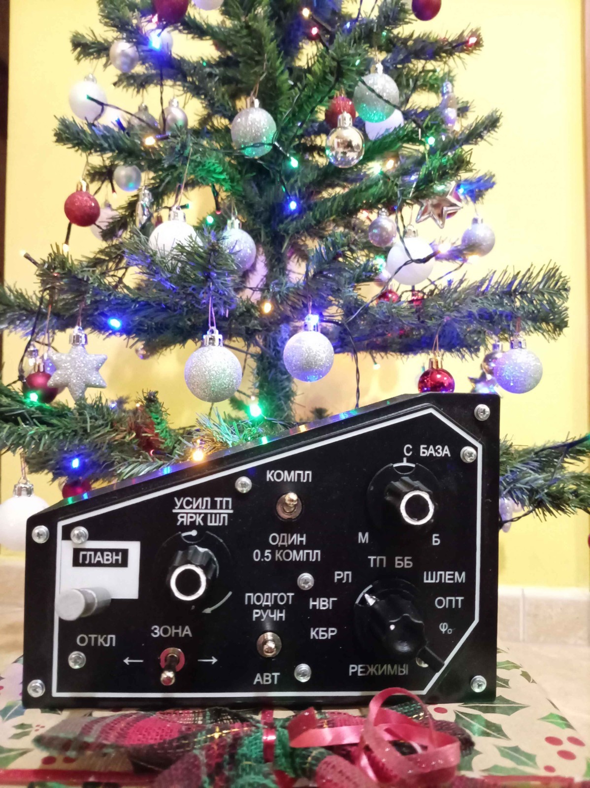 MiG-29 Weapon panel for DCS World (cyrillic version, with simple desk mount)