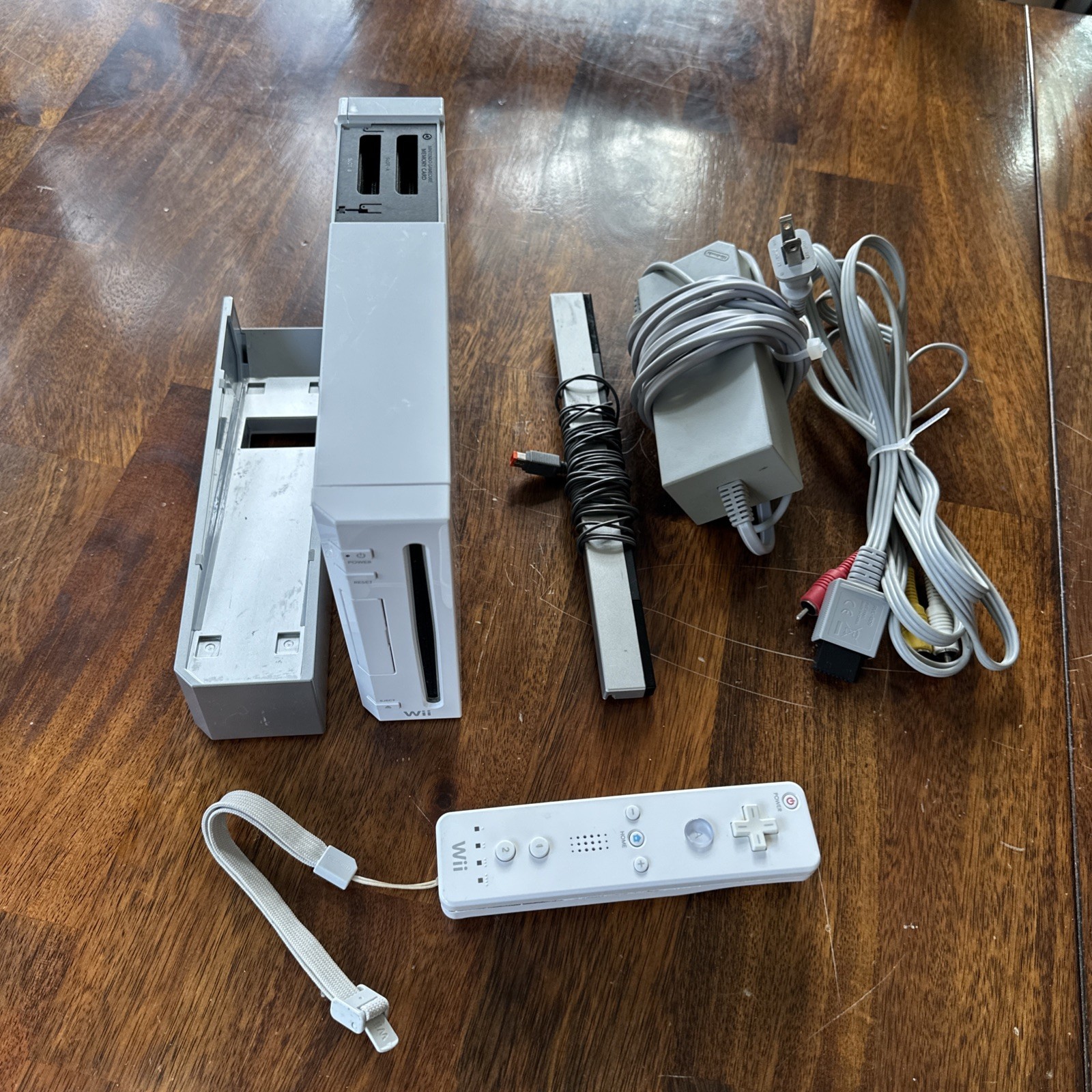 Nintendo Wii Console Bundle Tested RVL-001 USA White Tested READ