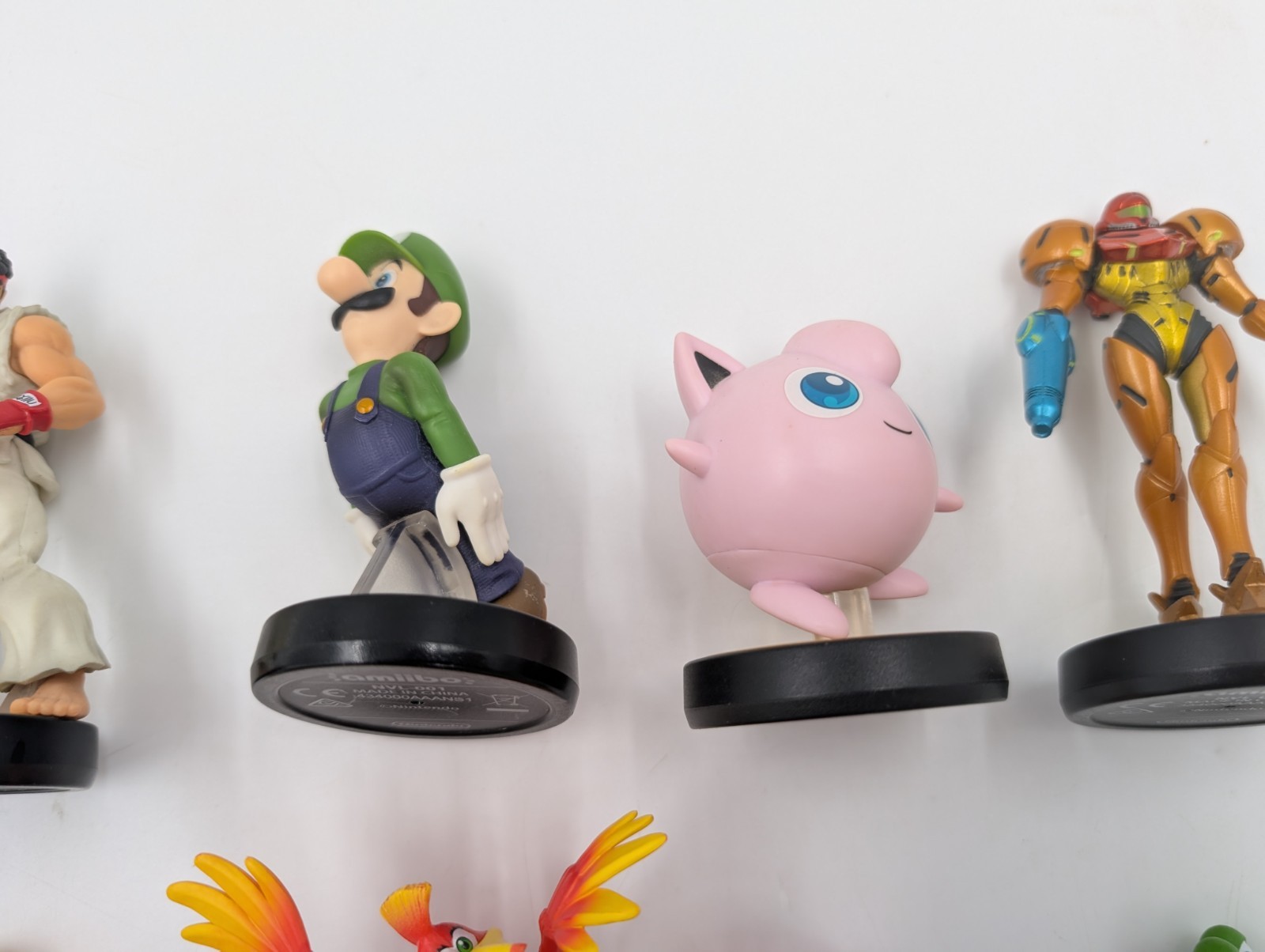 Lot of 15 Assorted Amiibo Super Smash Bros. Characters (260152)