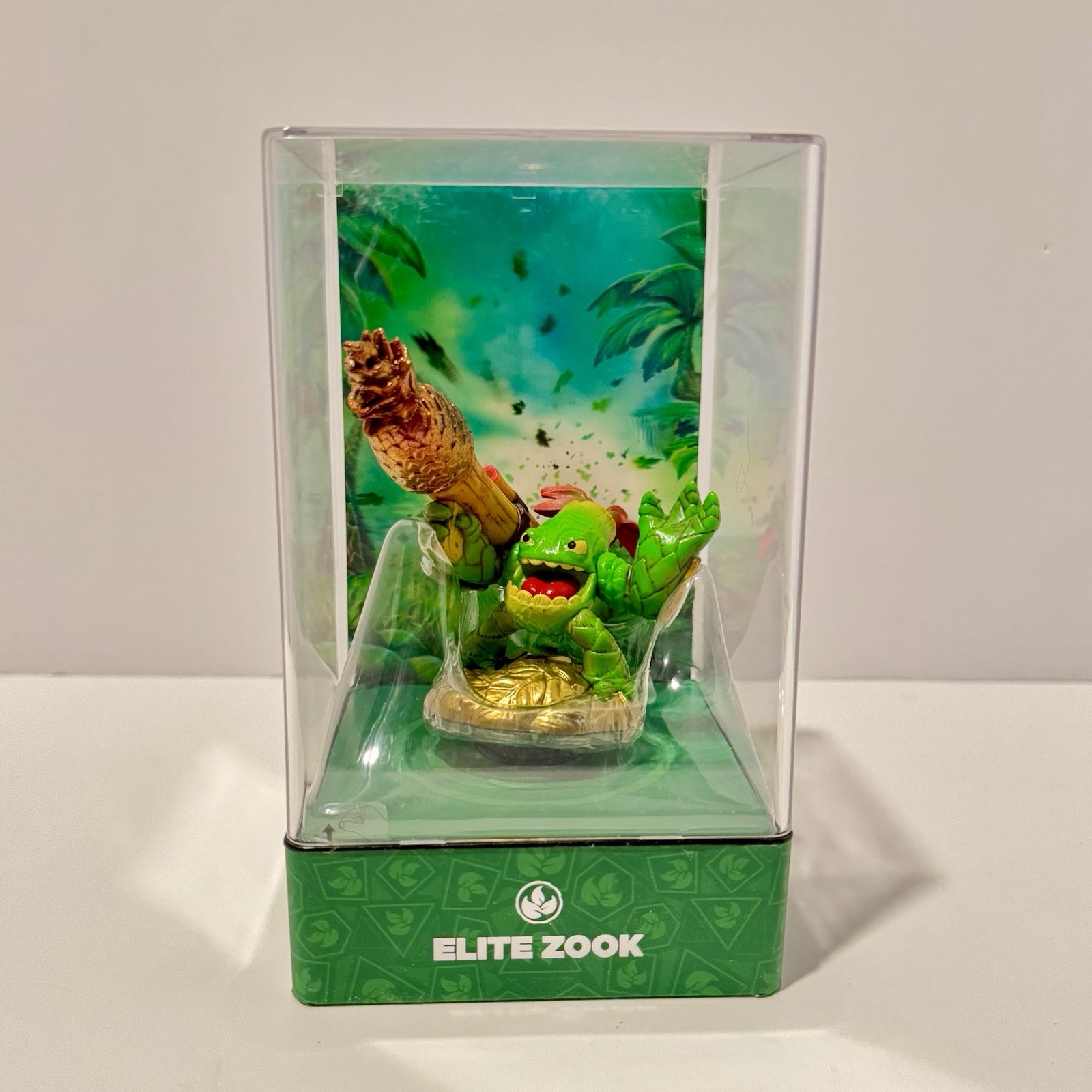 Skylanders Eon’s Elite Zook Figure w/ Display Case