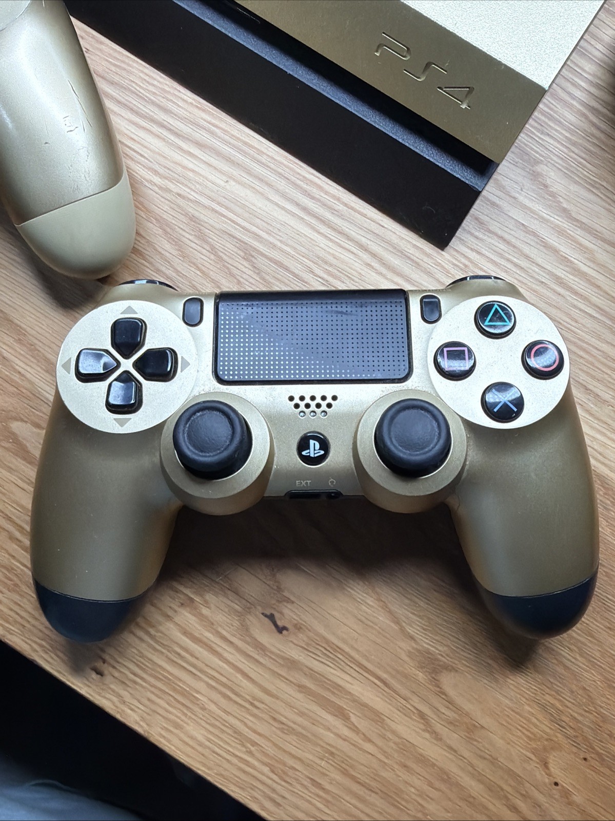 Sony PlayStation 4 Limited Edition Taco Bell Gold & Matching Controller Tested
