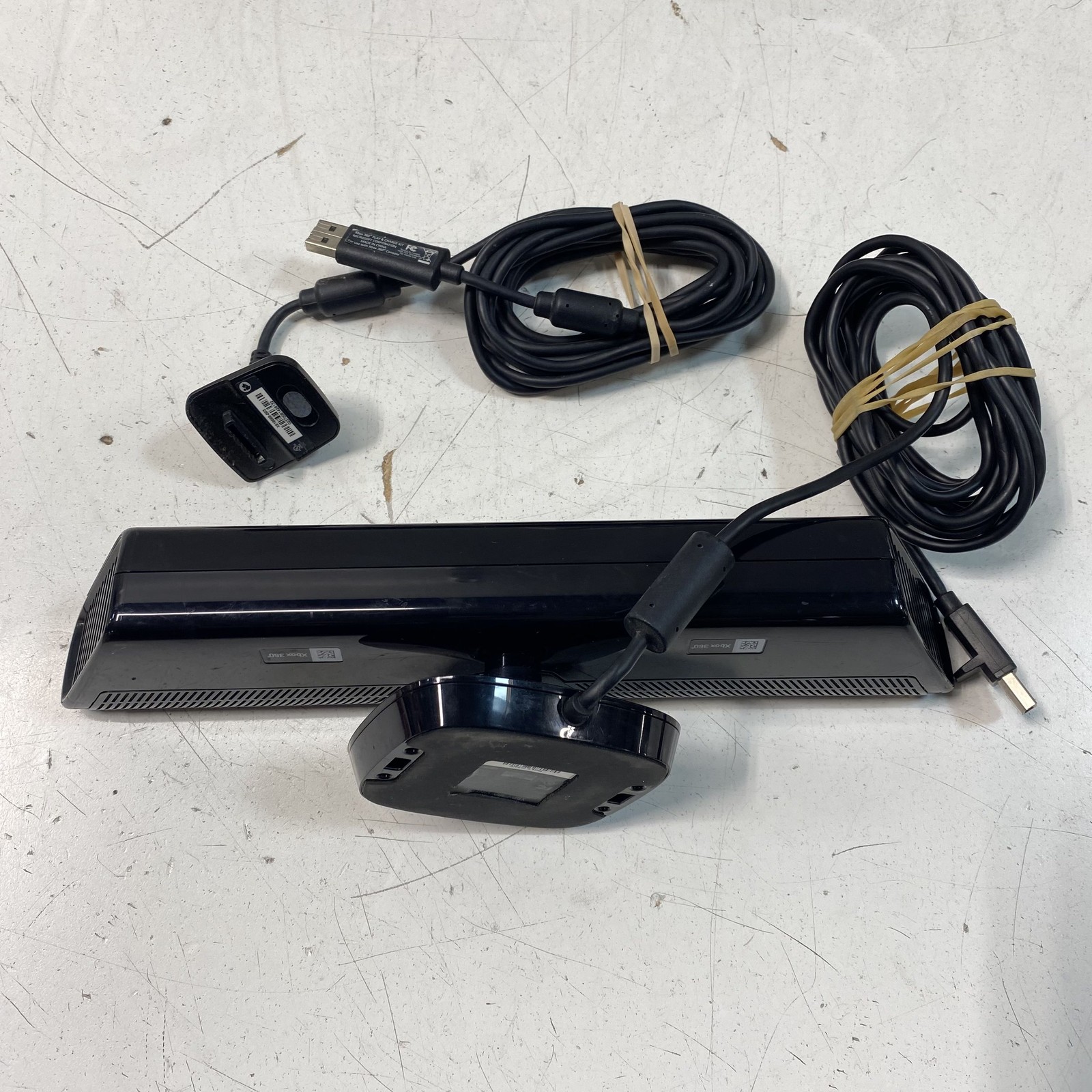 Microsoft Xbox 360 Console 120GB HDD Kinect 1 Controller For Parts