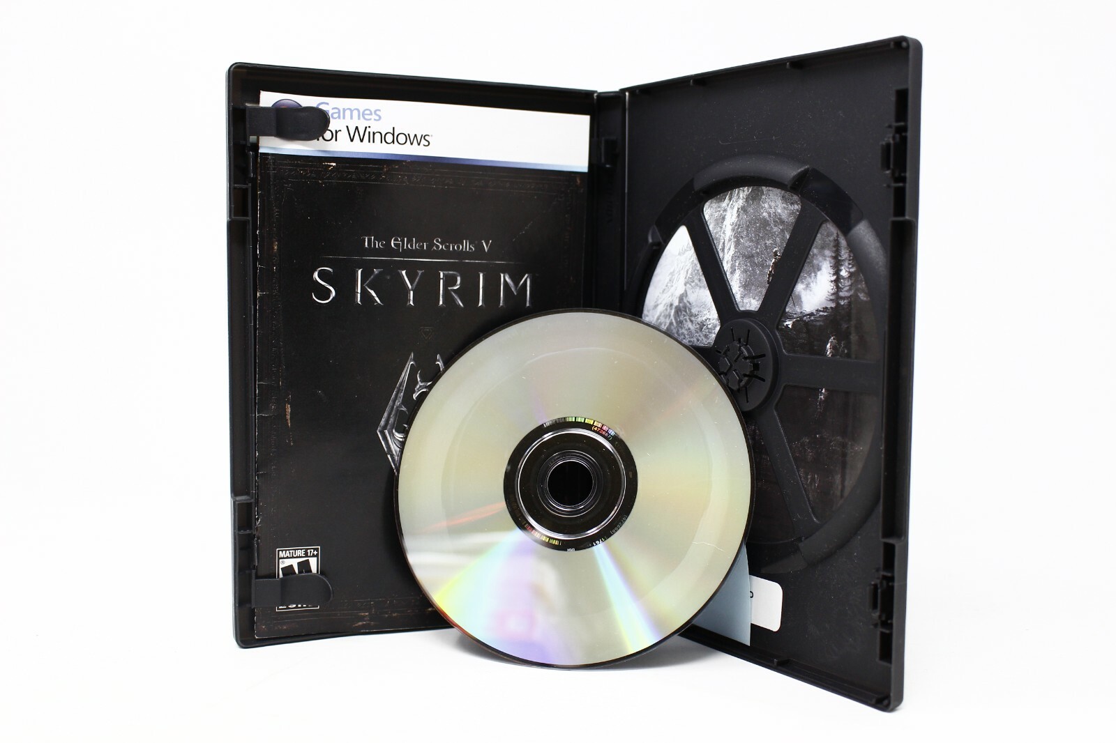 Elder Scrolls V: Skyrim – PC – Fantasy Role Playing Game – W/ User Manual