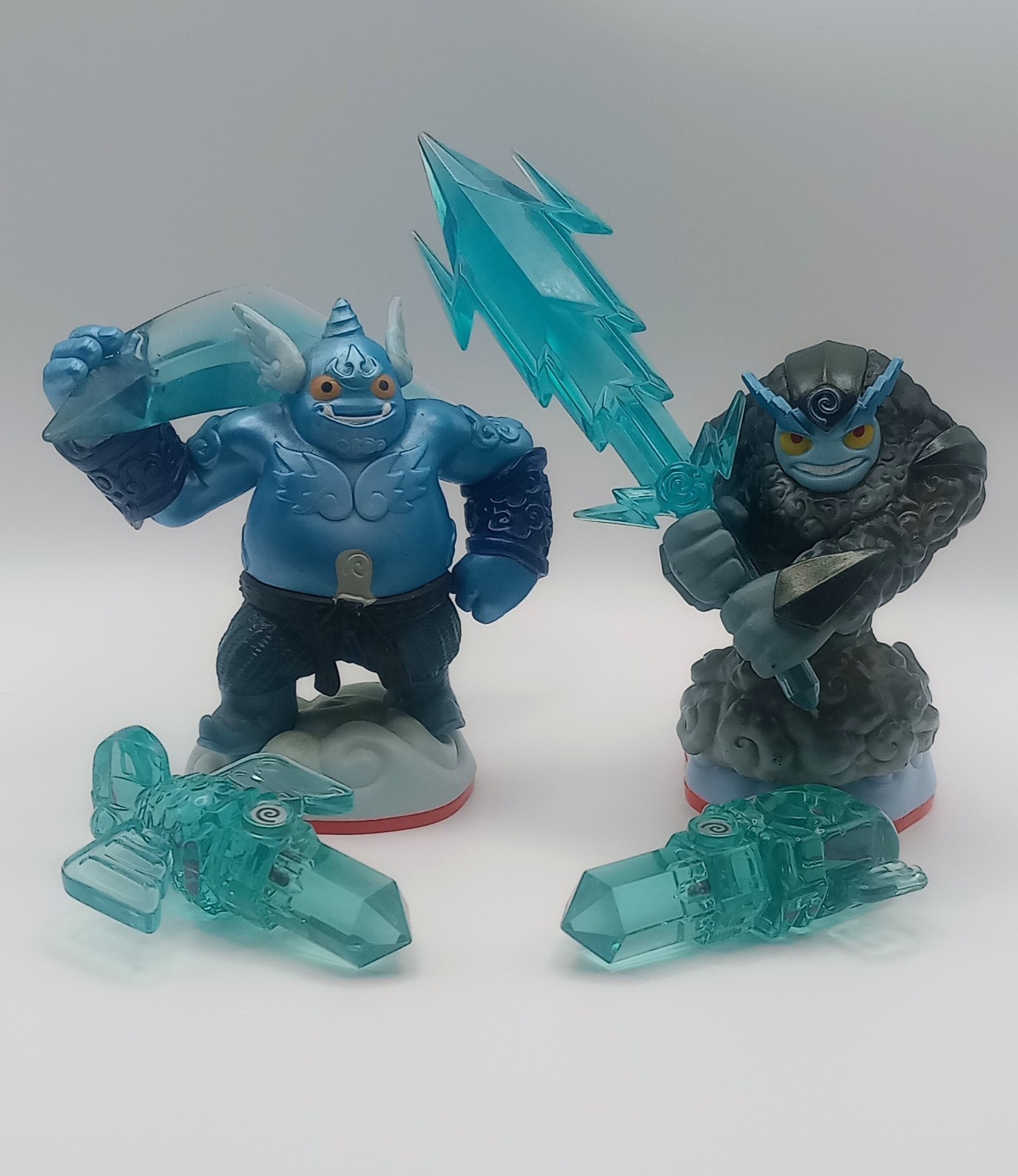 Skylanders Trap Team Gusto +Thunderbolt+ 2 Air Traps Drafty Decanter Breezy Bird
