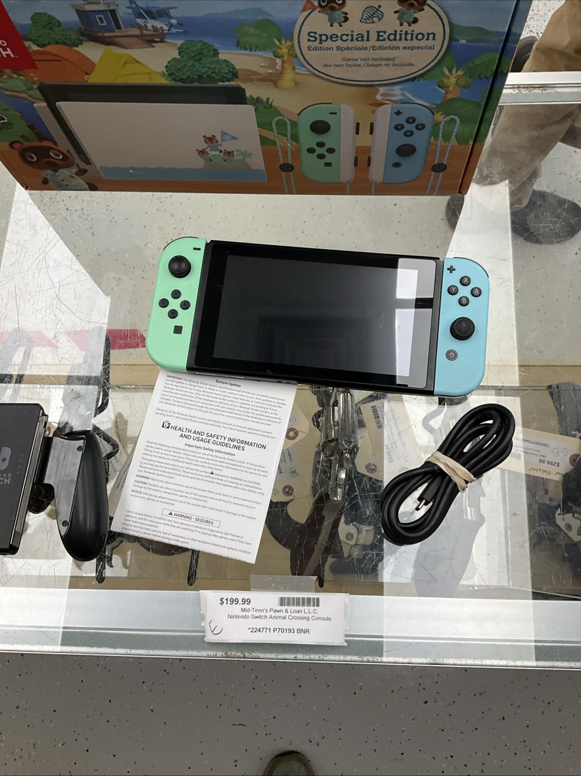 Nintendo Switch HAC-001(-01) Animal Crossing: New Horizon Special Edition 224771