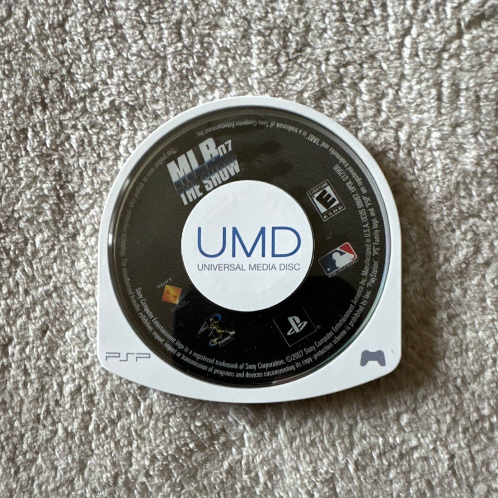Sony MLB 07 The Show PSP Complete with Manual, Multiplayer, Online Playability