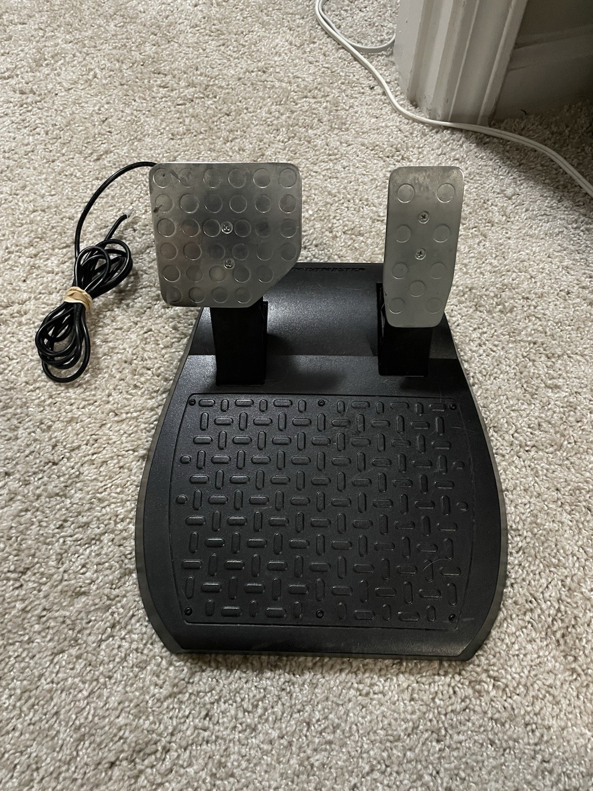 Thrustmaster TX Racing Wheel Pedals Ferrari 458 Italia Edition T2PA T150 T128