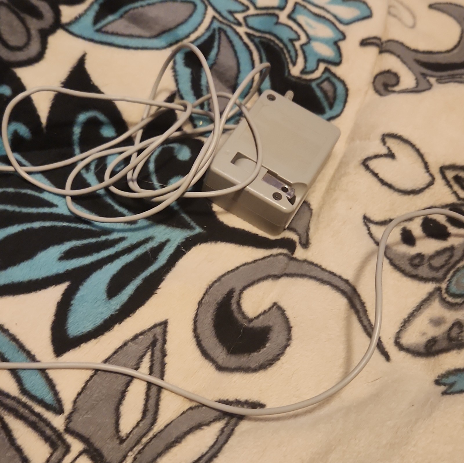 White Wired Charger with Attached Cable, Plastic Single Unit Power Adapter