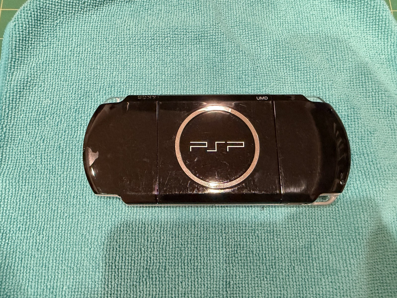 Black PSP 3000 Console Japan Import + RDS Industries Case + Charger + Batteries