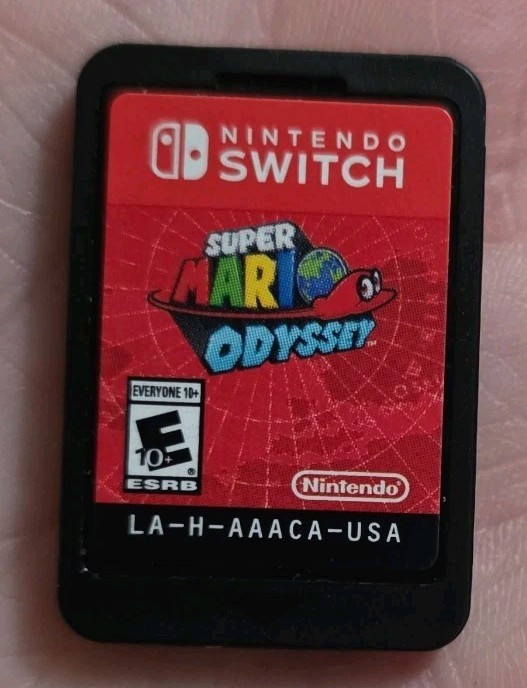 Super Mario Odyssey Nintendo Switch original case included excellent condition