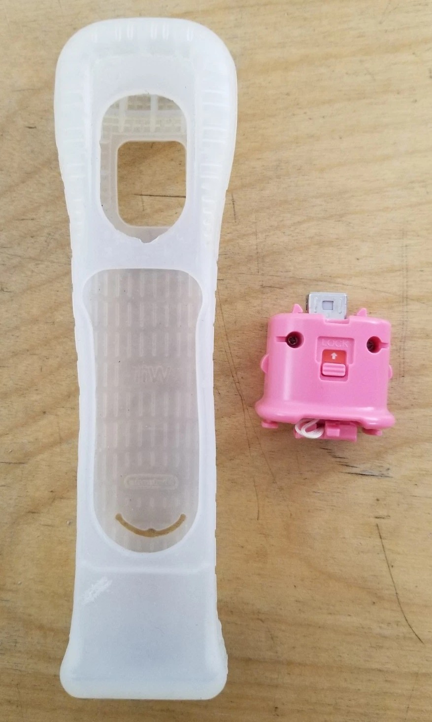 Wii Remote Nintendo Motion Plus Adapter RVL-026 Pink Princess Peach