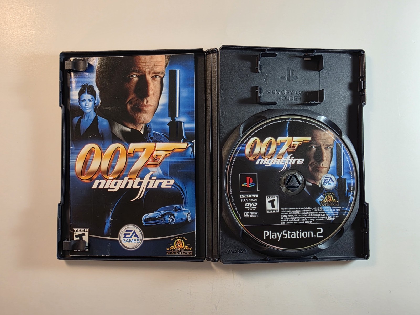 007 Agent Under Fire and Nightfire PS2 Bundle