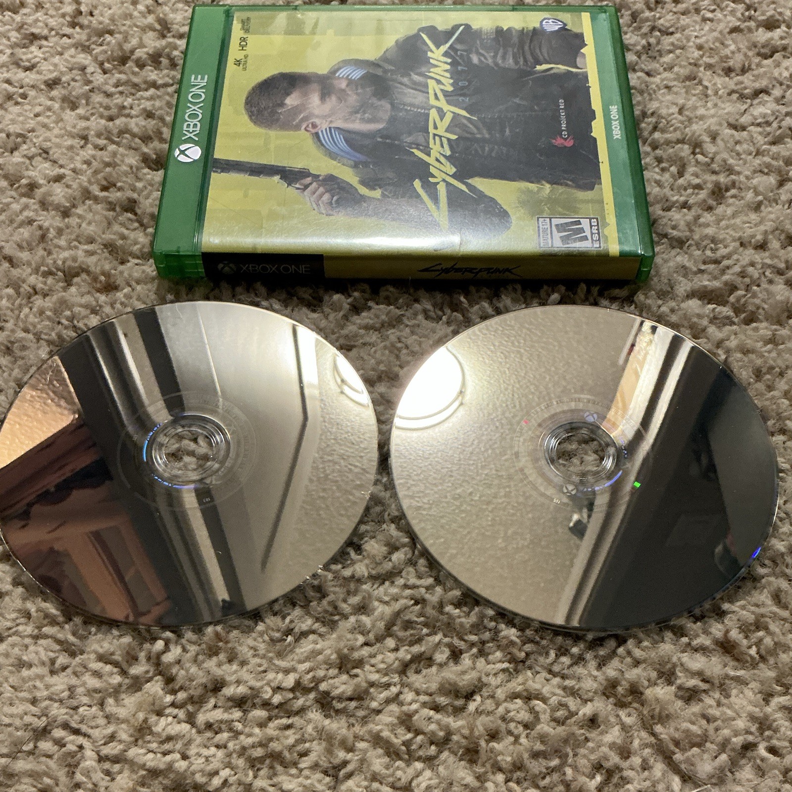 Warner Bros. Cyberpunk 2077 Xbox One 2 Discs M NTSC-U/C 2020 w/ Case