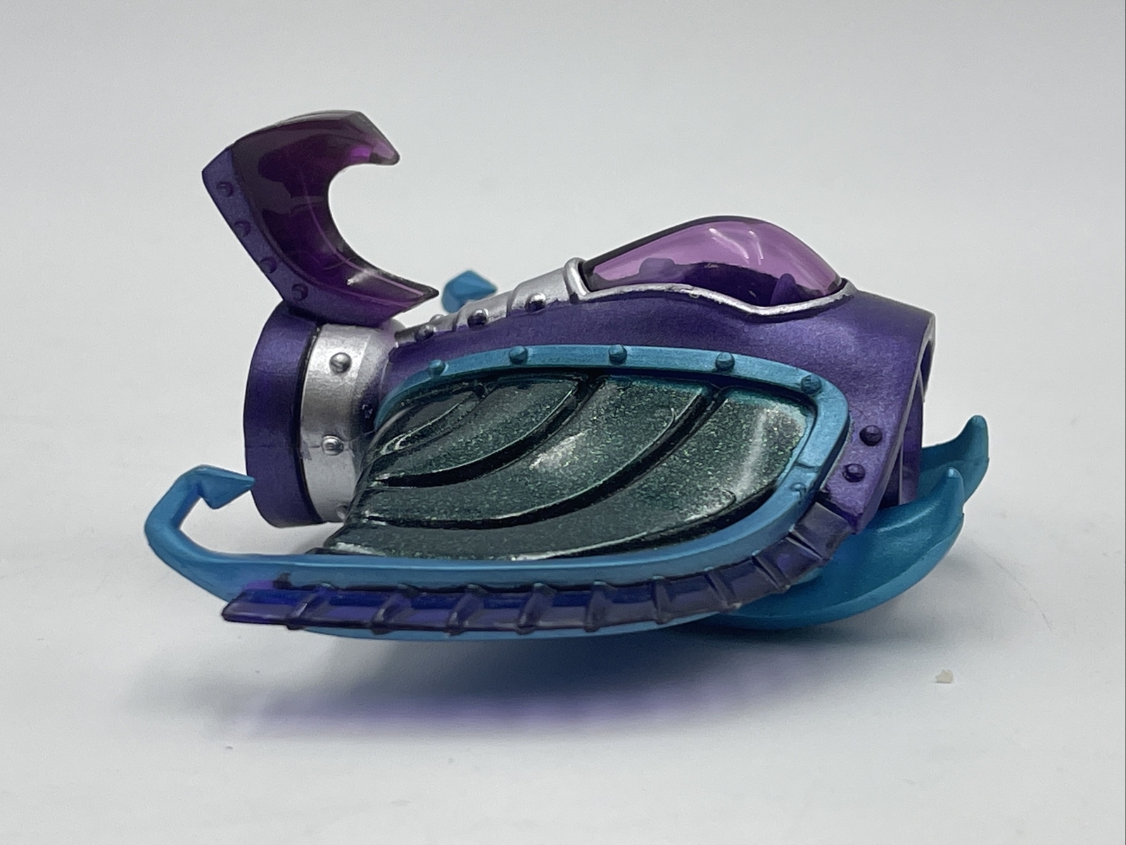 🏹 Skylanders SuperChargers – Sea Shadow Character Vehicle Figure Dark Element