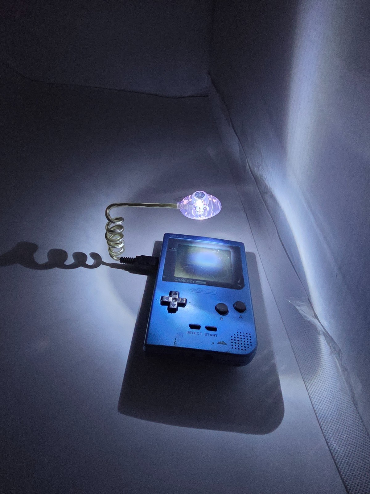 NEW HIGH QUALITY Very Bright LED Worm Light for Gameboy Pocket Yellow/Purple