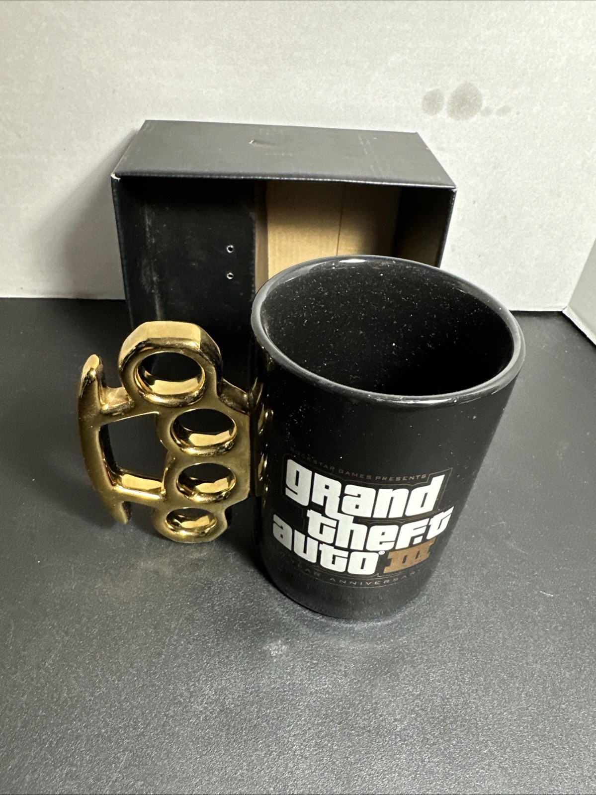 Grand Theft Auto GTA 3 Knuckleduster Mug Rare Rockstar Merchandise Collectible V