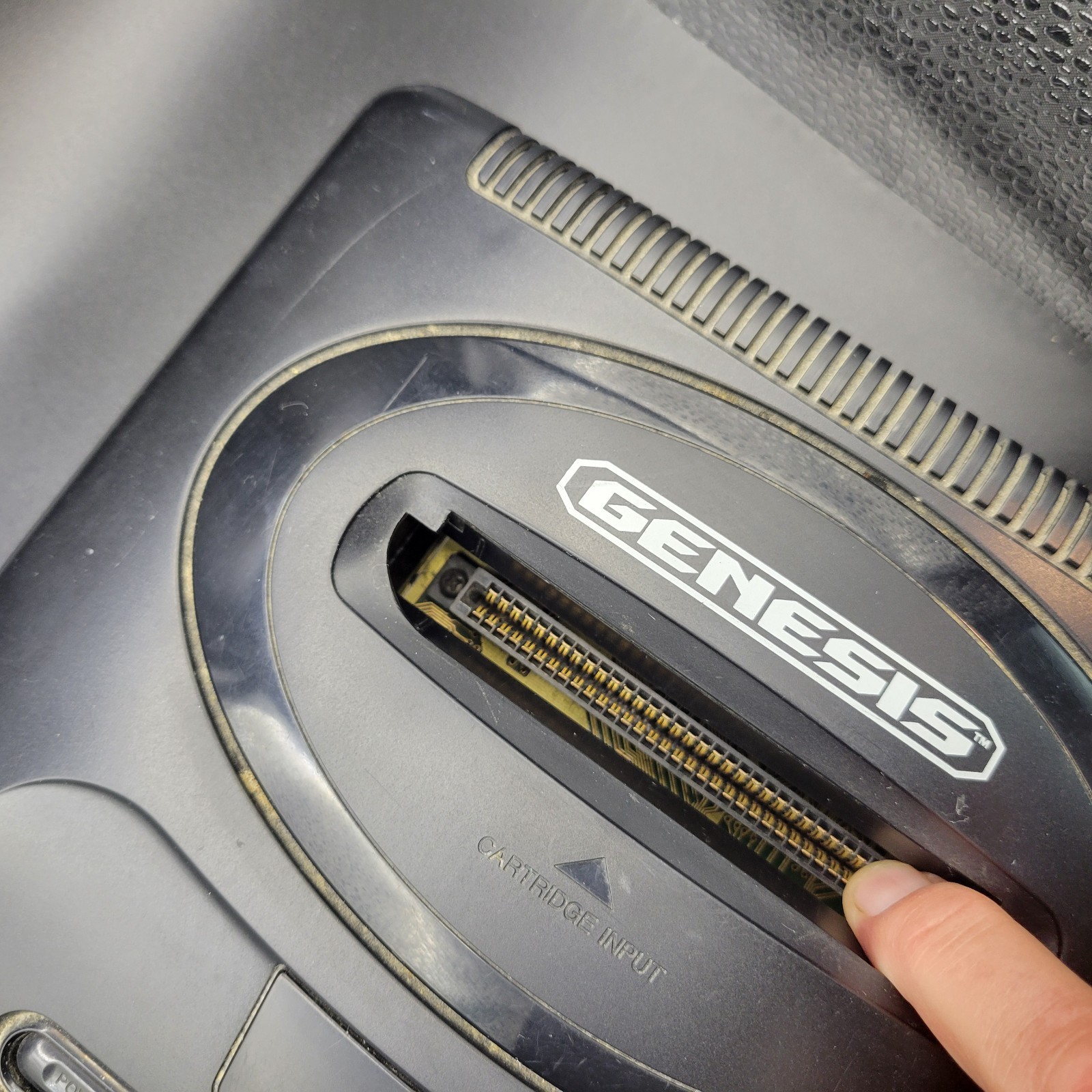Sega MK-1631 Genesis 1 Console plus some cables